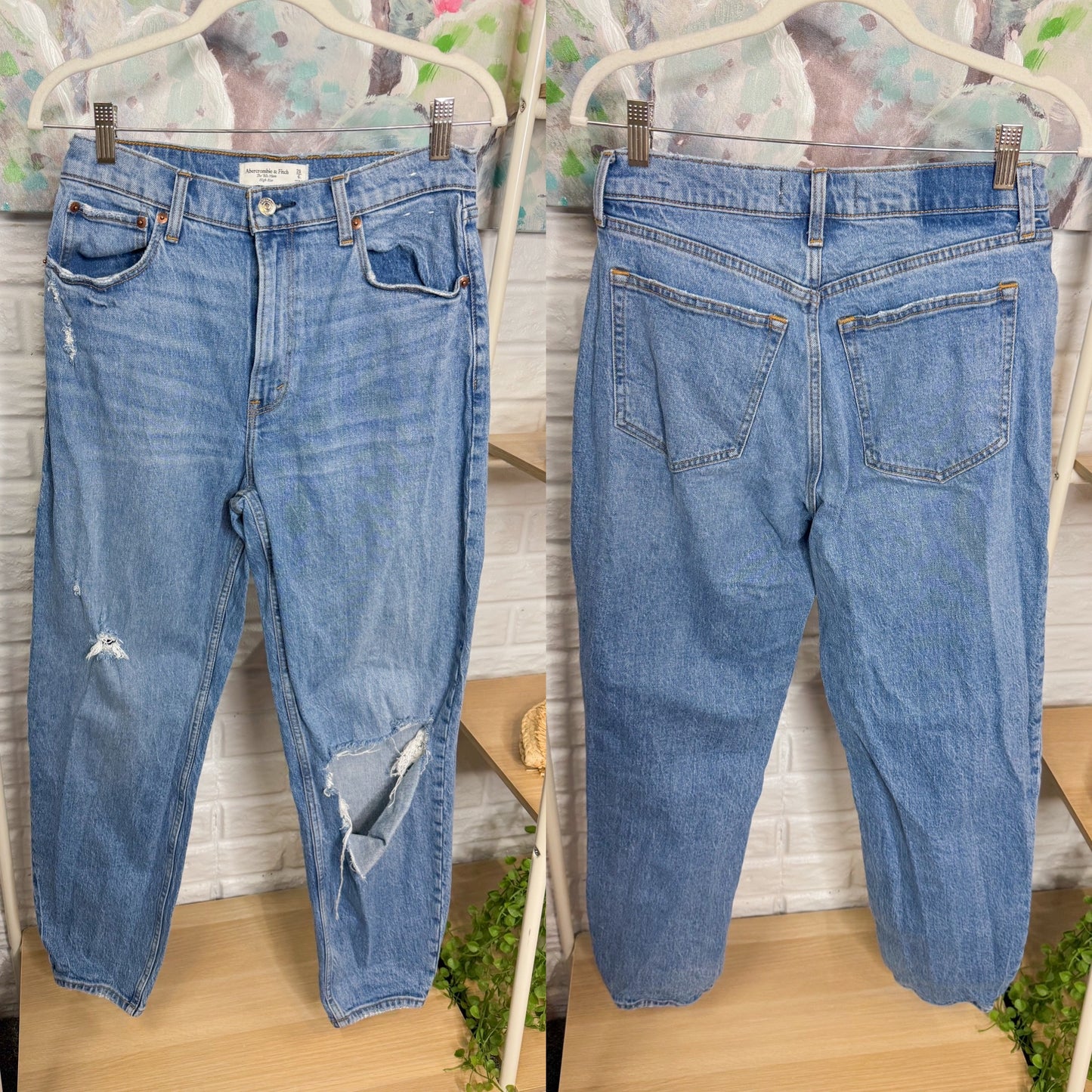Abercrombie & Fitch 80s Mom High Rise Jeans (28/6L)