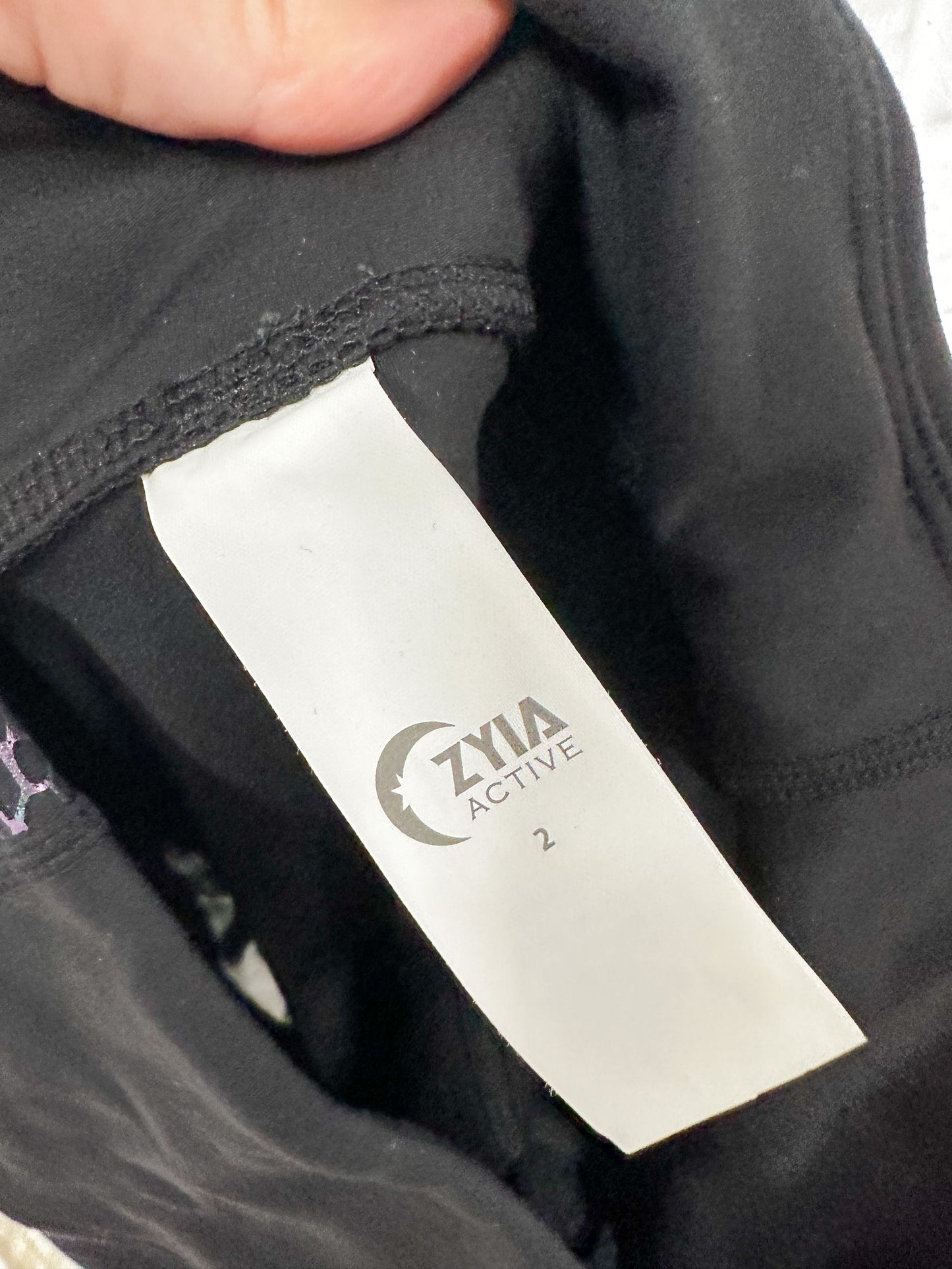 Zyia Black Reflective Serpent Hi-Rise Crop Legging Size 2