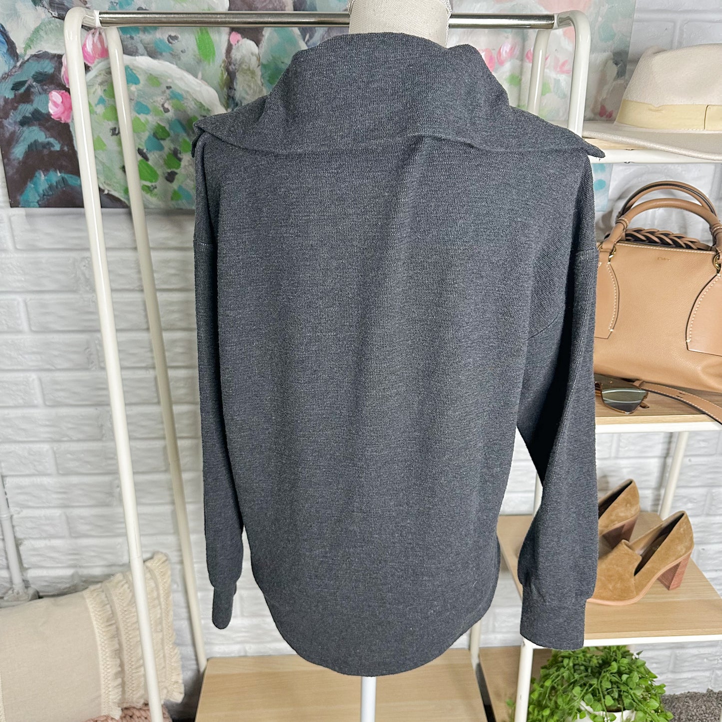 Lou & Grey Textured Zip Shirttail Top Size Small