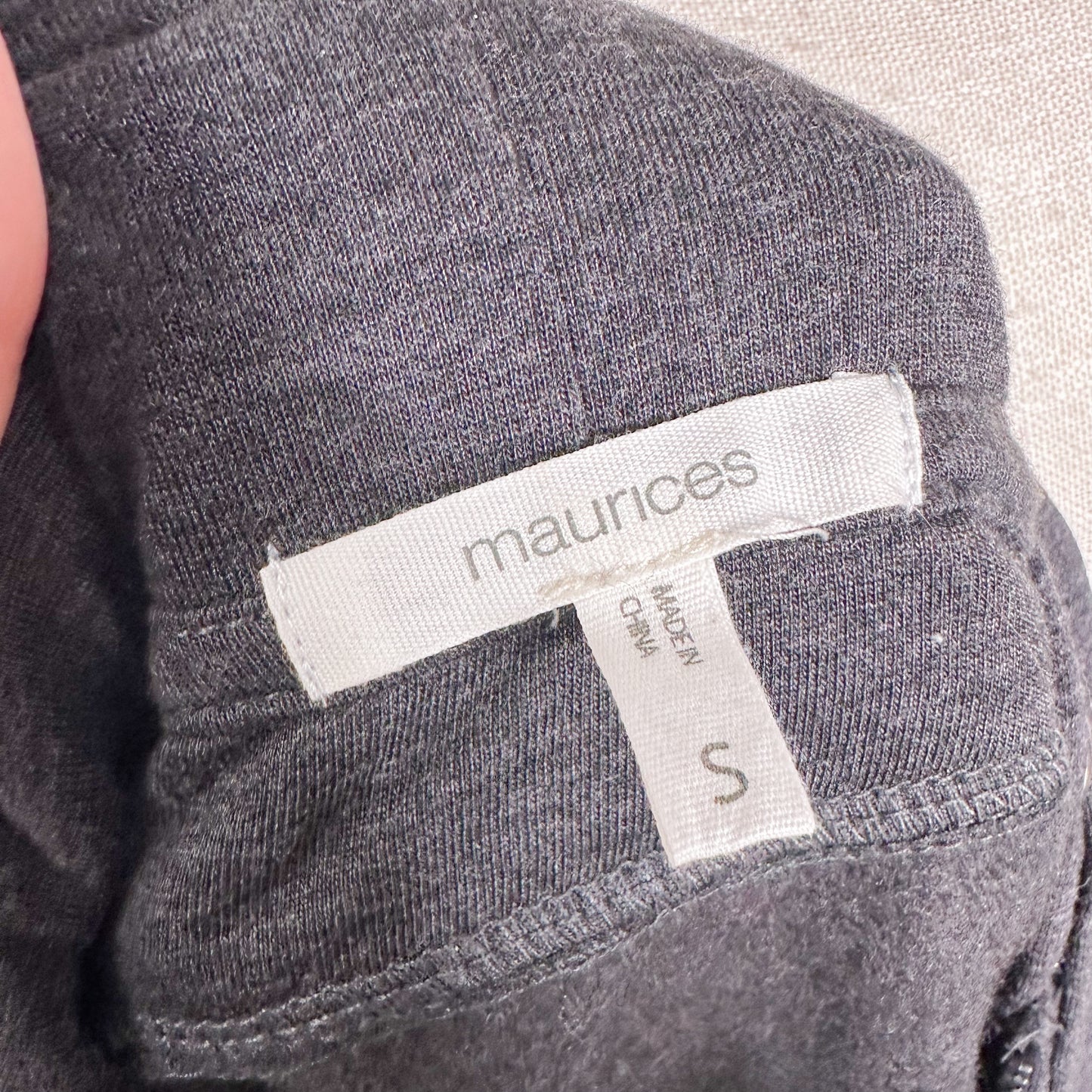 Maurice’s Homeward Buffalo Plaid Sleeve Hoodie Size Small
