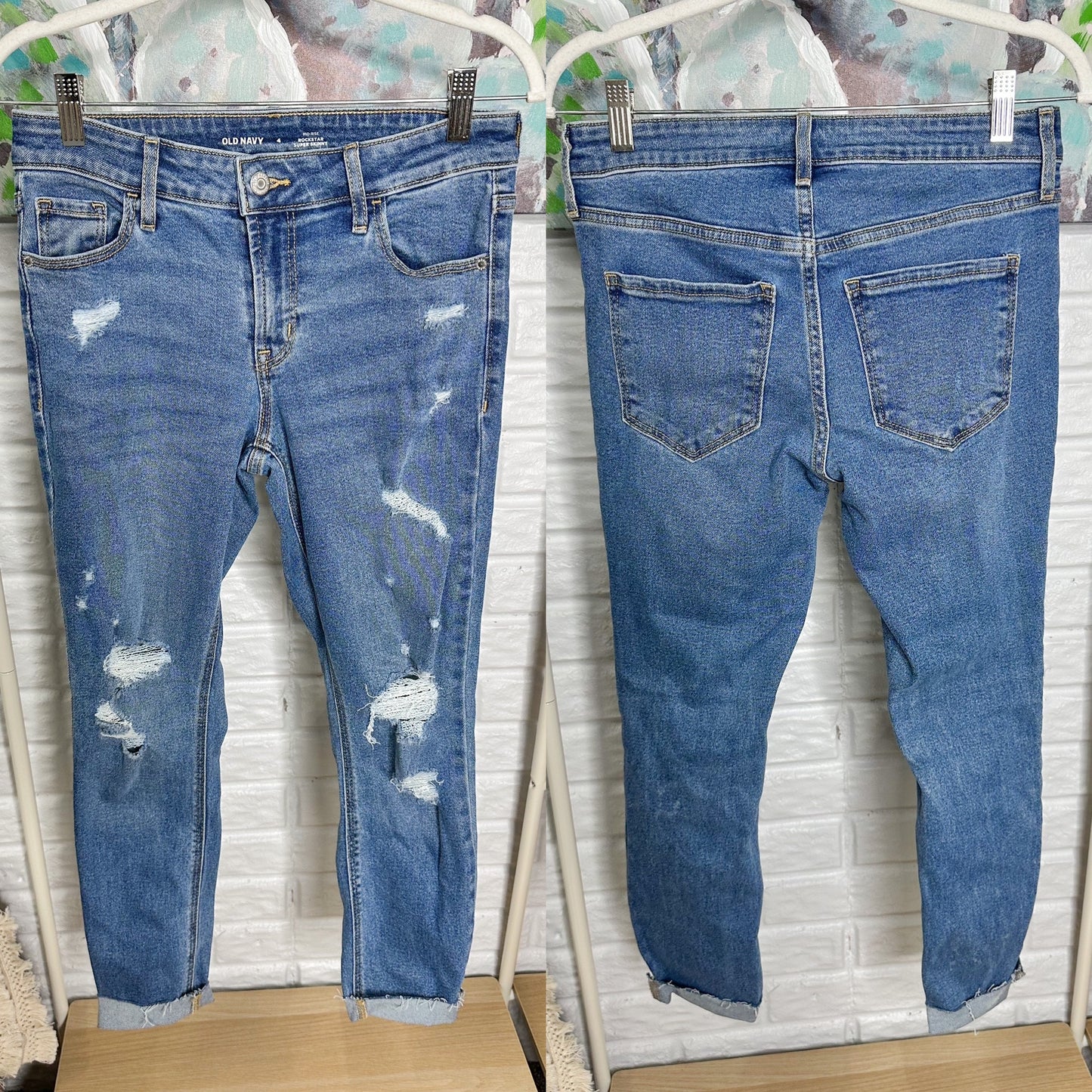 Old Navy Mid Rise Rockstar Super Skinny Jeans Size 4