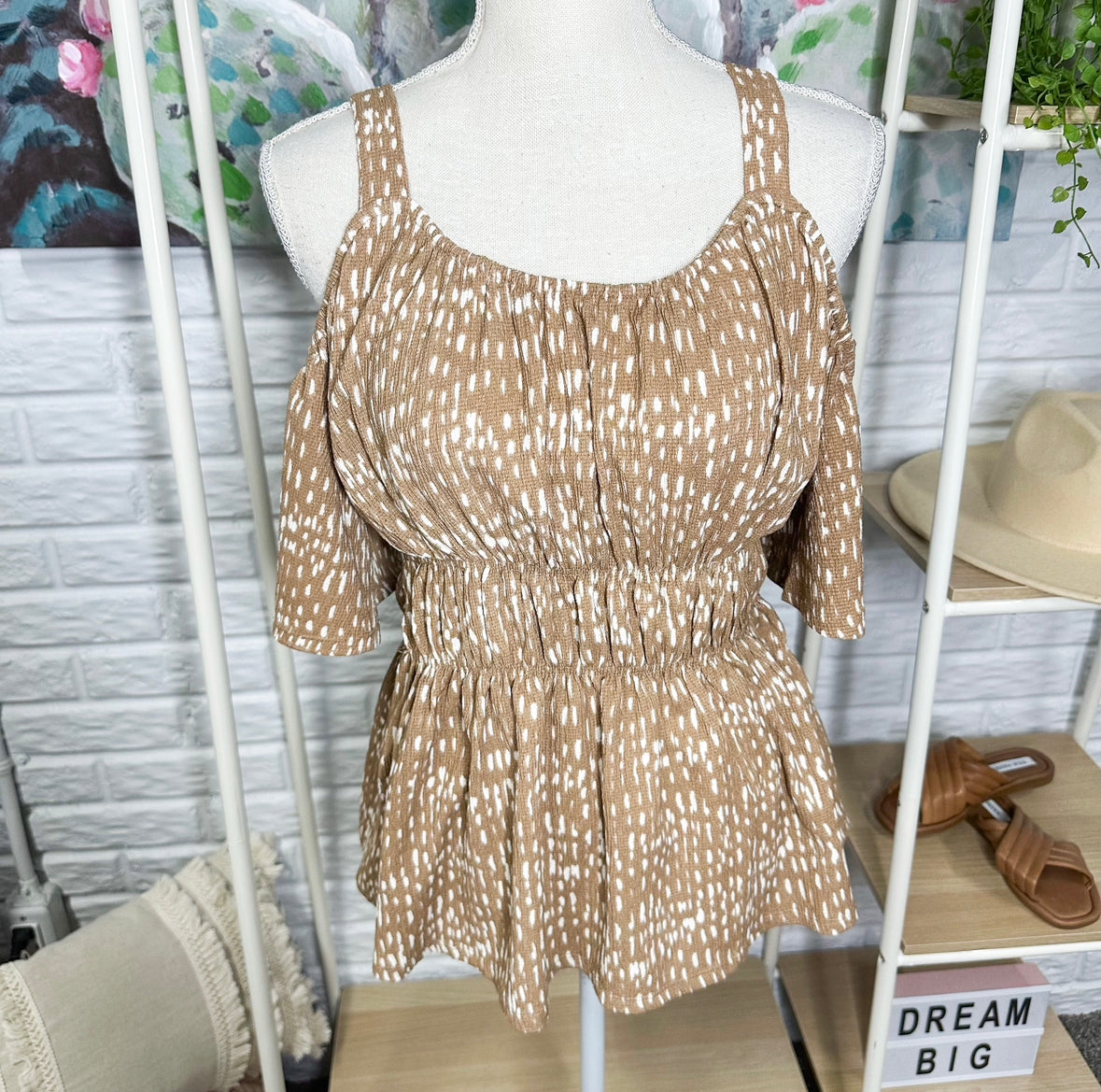 Maurice’s Polka Dot Cold Shoulder Top Size Small