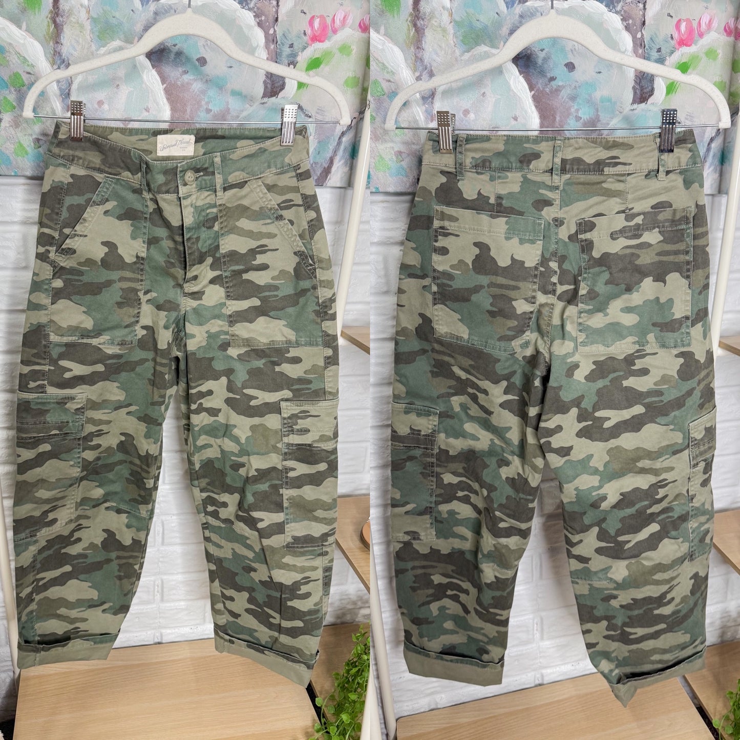 Universal Threads Camo Cargo Pants (2)