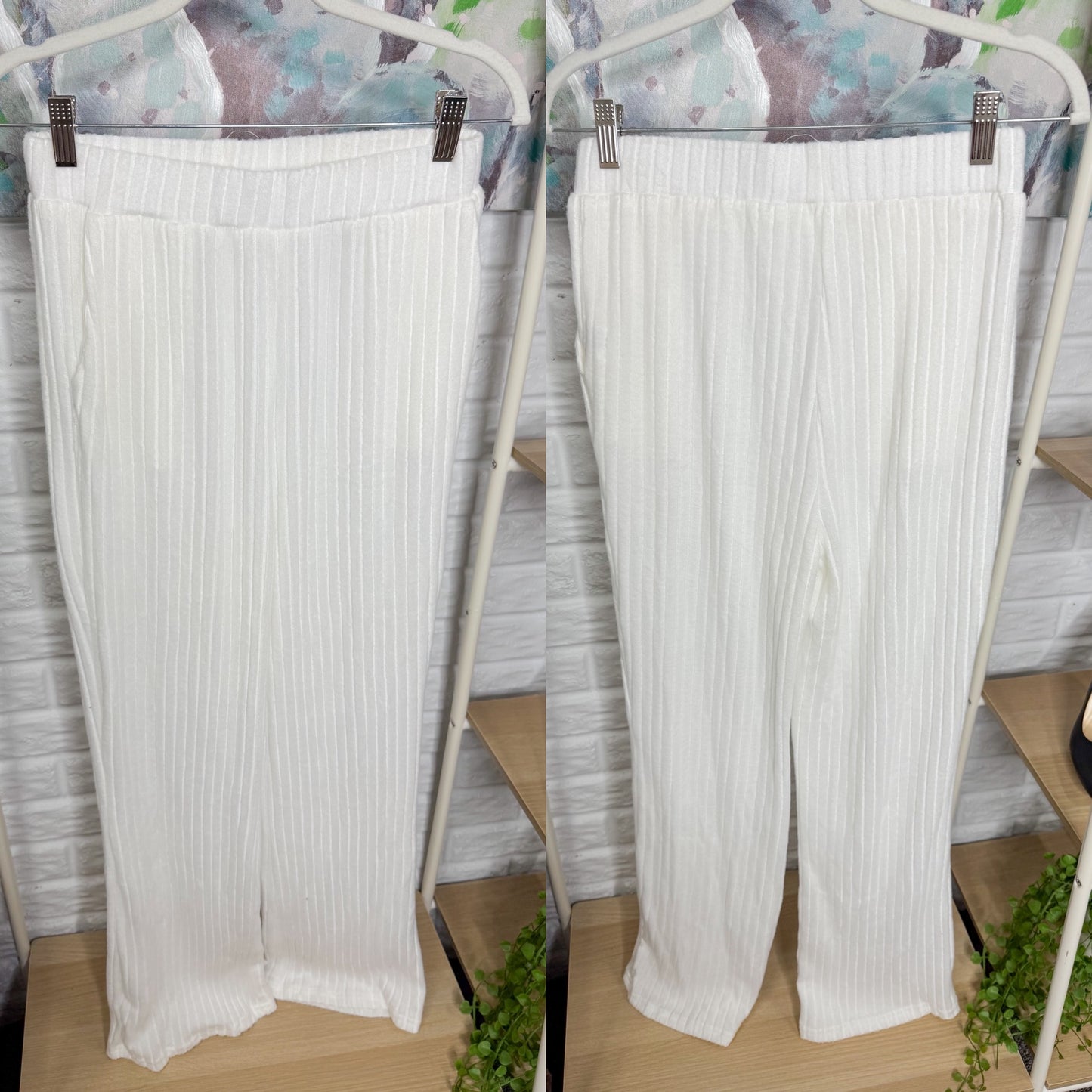 White Ribbed Lounge Set (L)