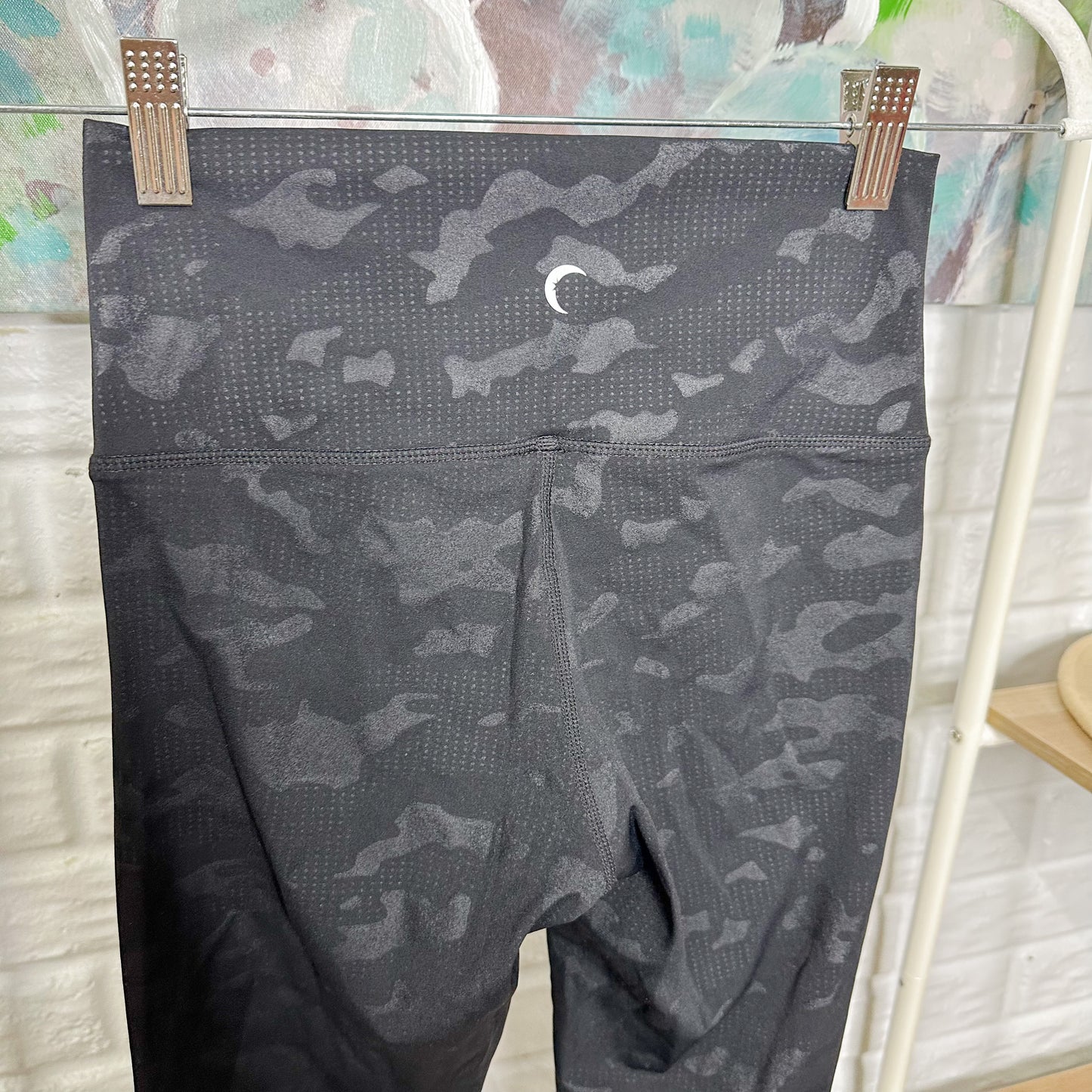 ZYIA Active Black Battleship Camo Luxe Hi-Rise 7/8 24” Size 2