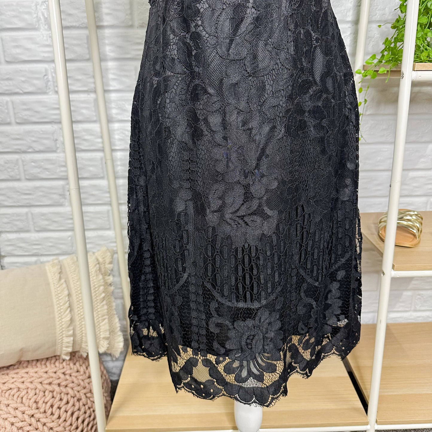 MSLG New Black Lace Short Sleeve Dress Size Medium