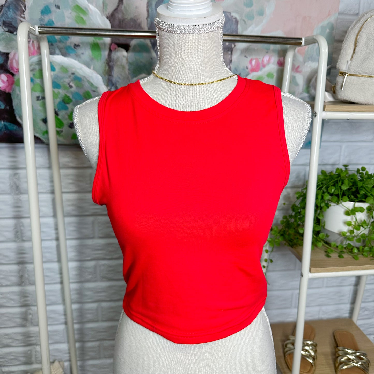 ZYIA Red High-Neck Stronger Cropped Tank (M)
