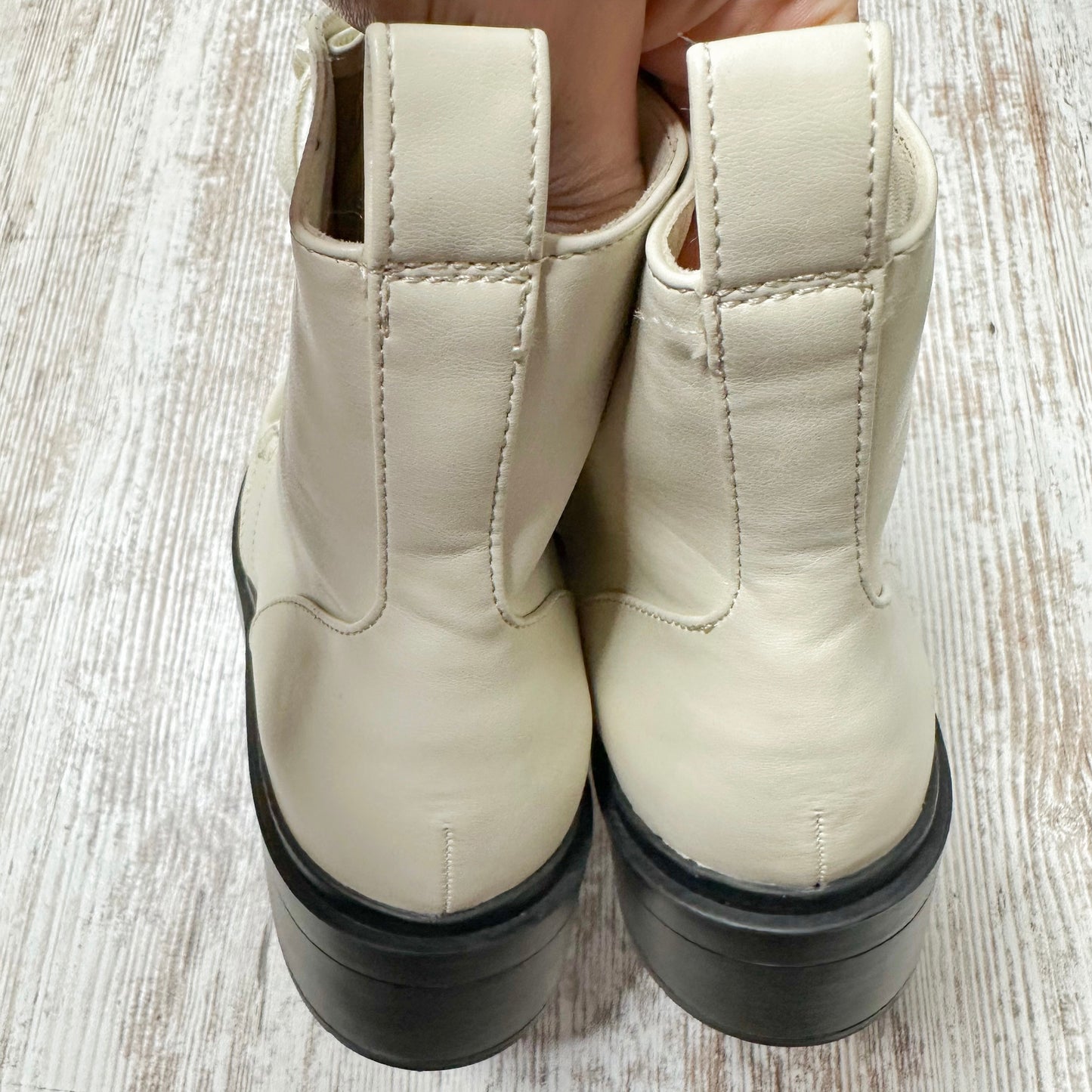 Amazon Essentials Ivory Moc Toe Boot Size 9