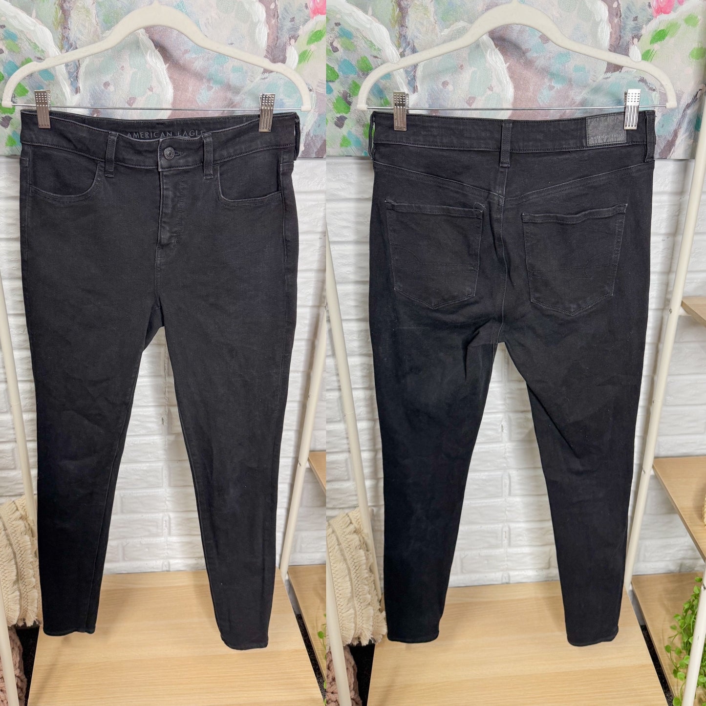 American Eagle Black Skinny Jeans (8L)