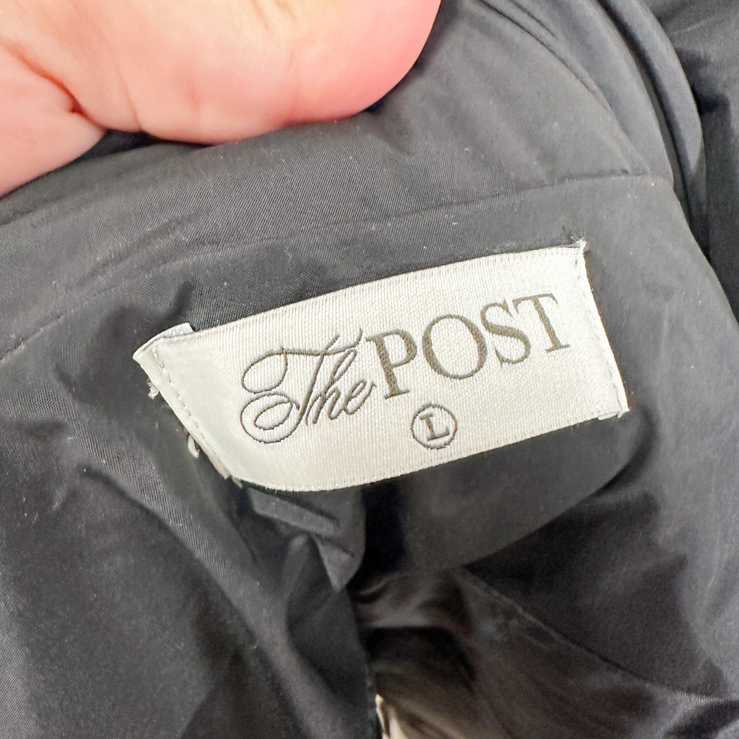 The Post Black Zip Puffer Vest Size Large
