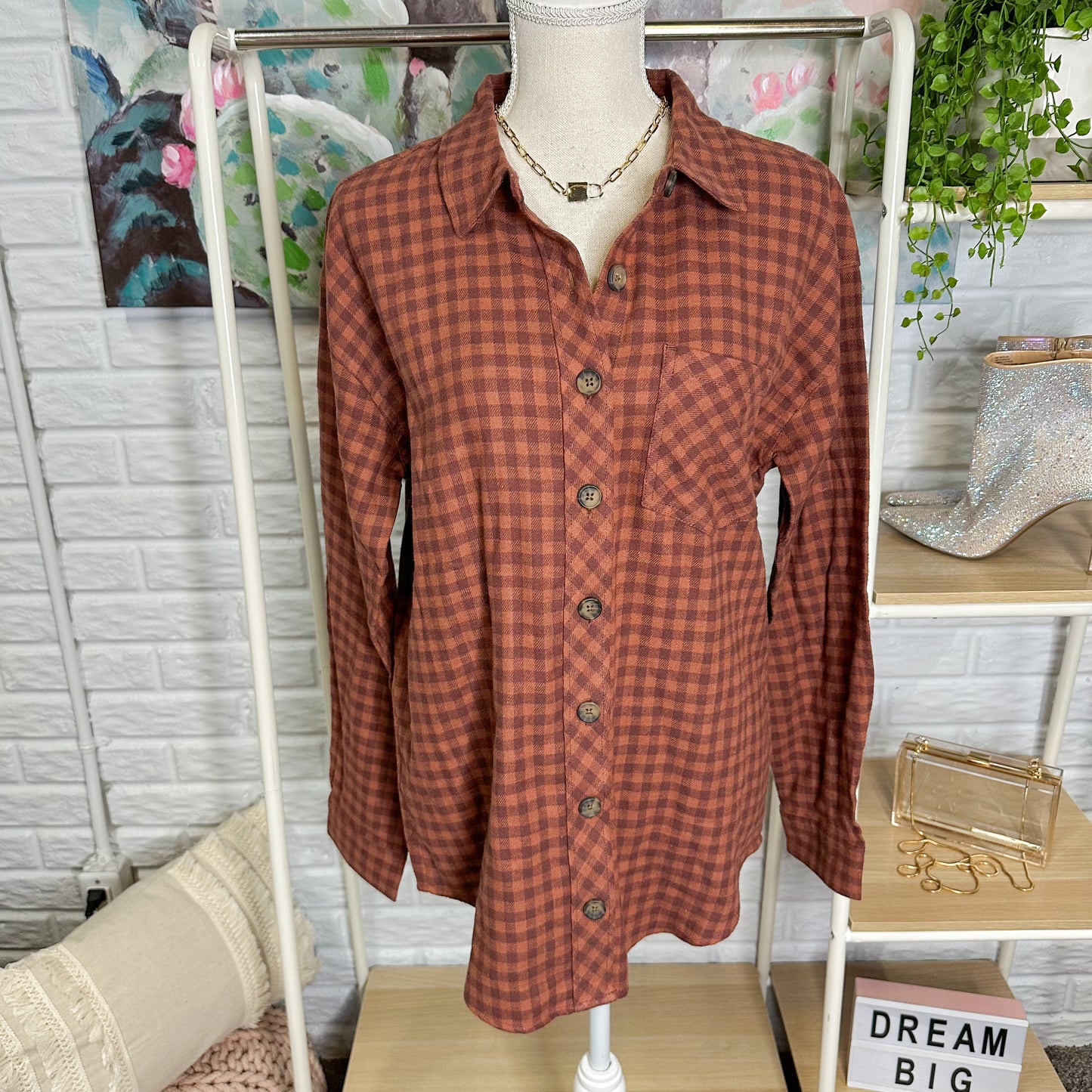 Maurice’s New Plaid Camping Graphic Button Down Size Small