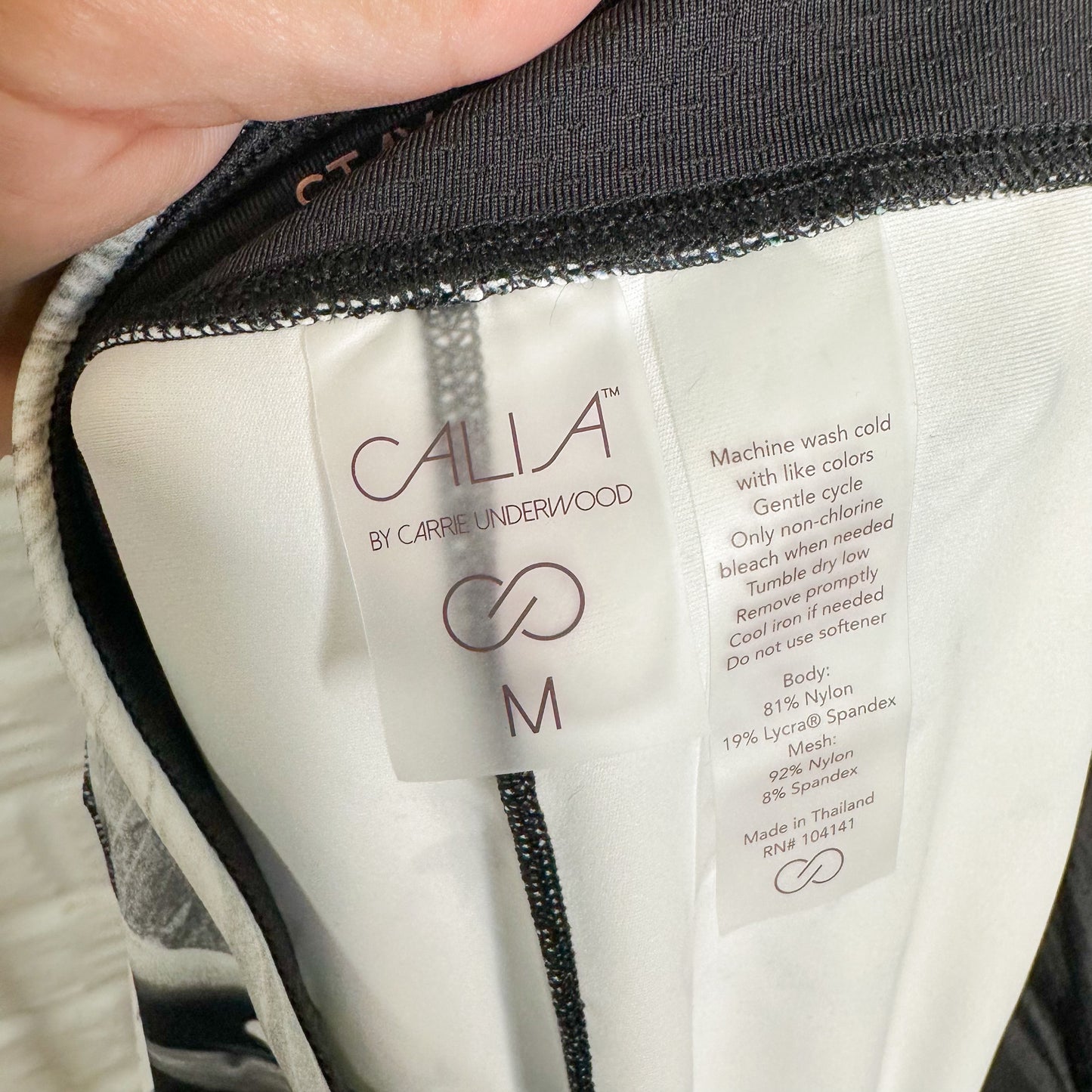 CALIA Carrie Underwood New Energize Mid Rise 7/8 Leggings Size Medium