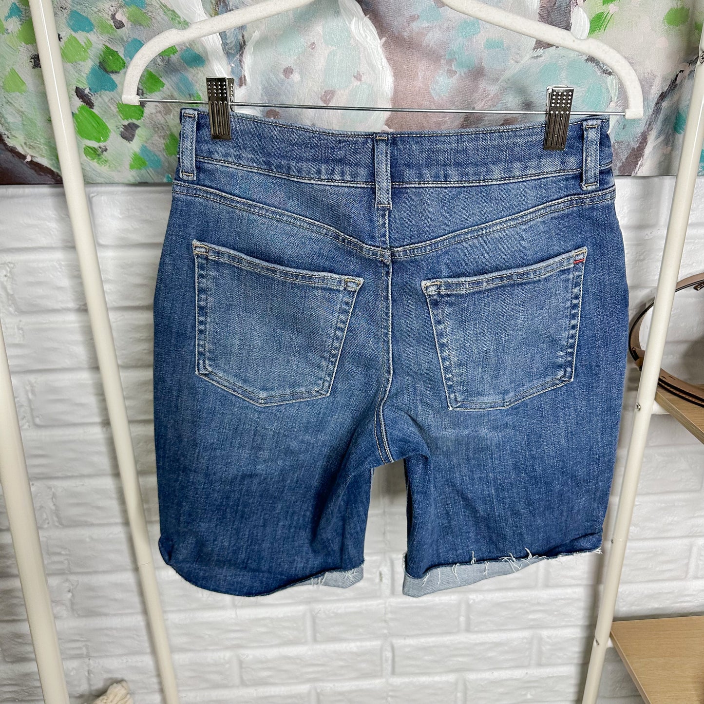 Maurice’s Mid Rise Denim Shorts Size 4
