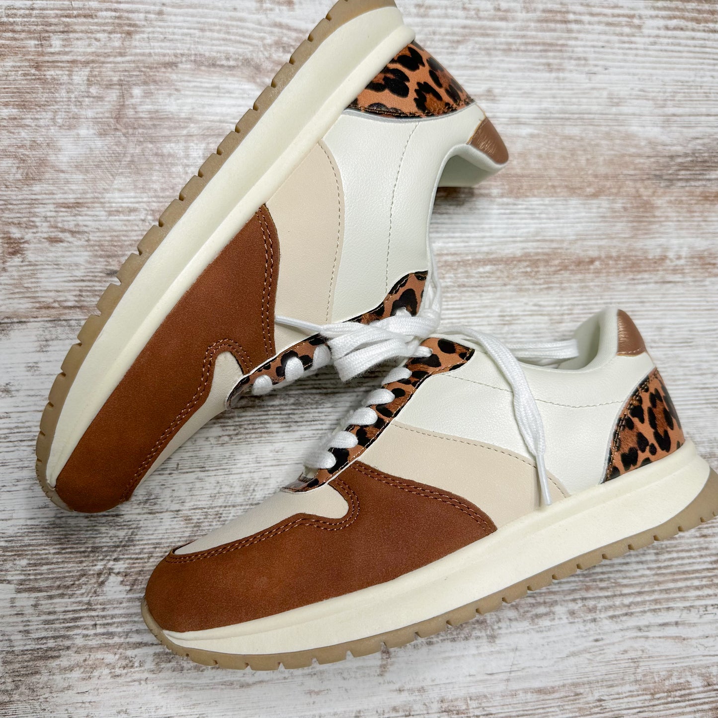 Time & Tru Chunky Casual Sneakers Size 6