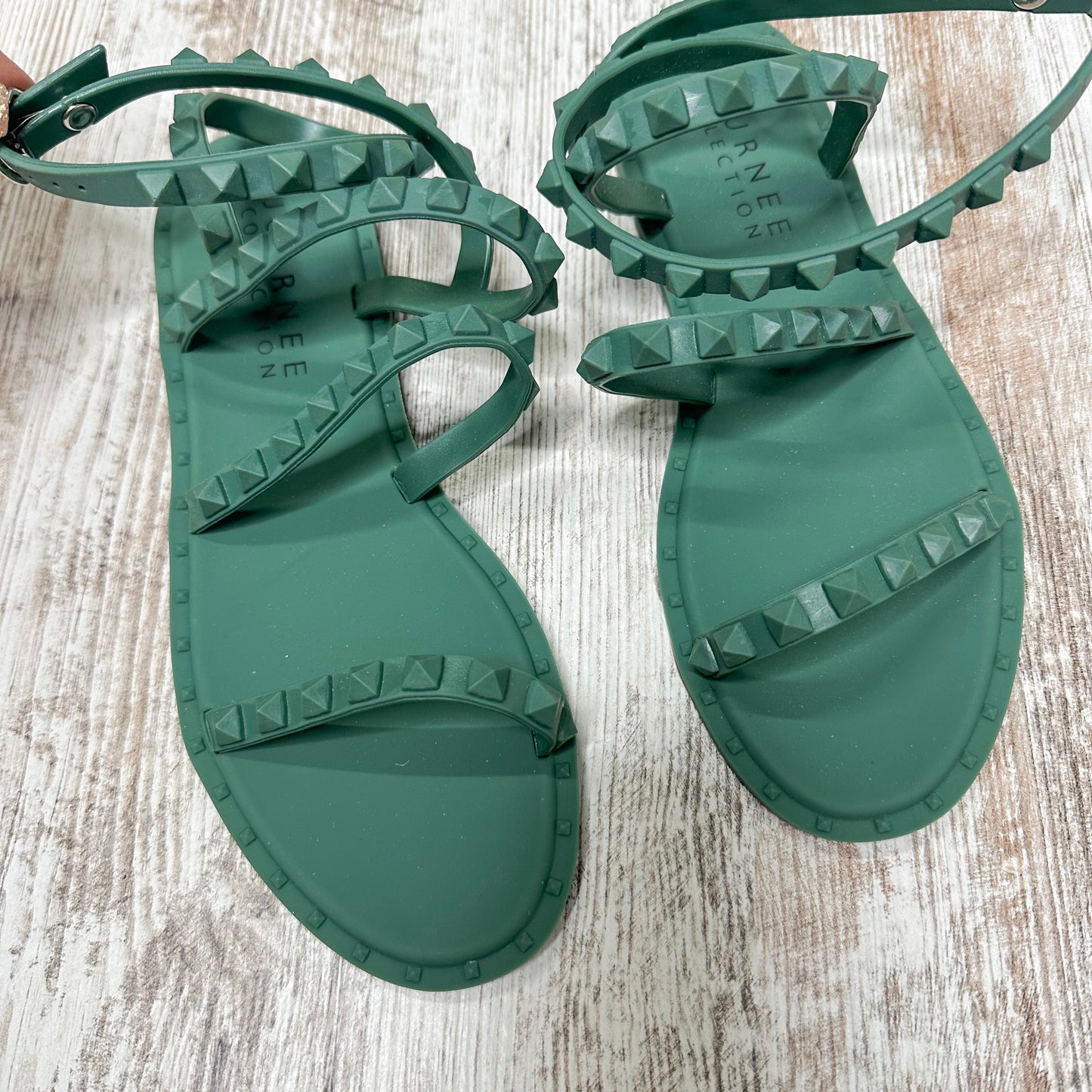 Journee Collection Saphira Green Jelly Sandal Size 6