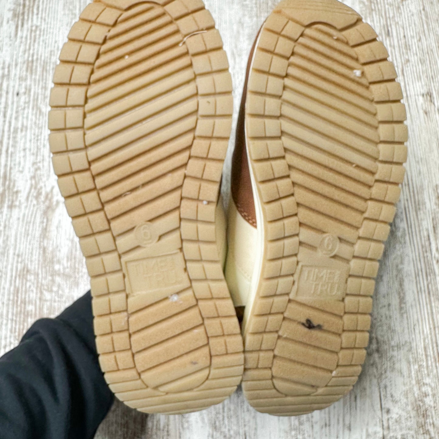 Time & Tru Chunky Casual Sneakers Size 6