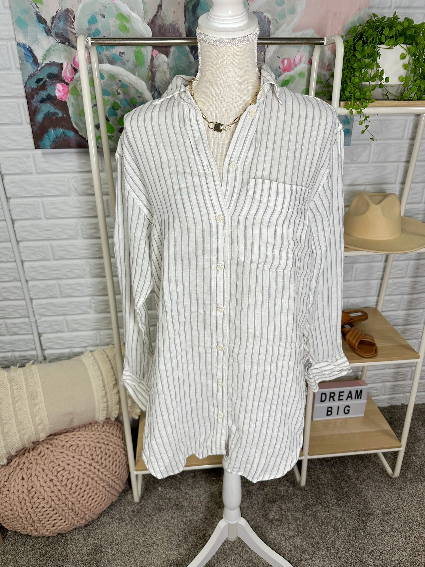 Gap New Striped Linen Button Down Size XS