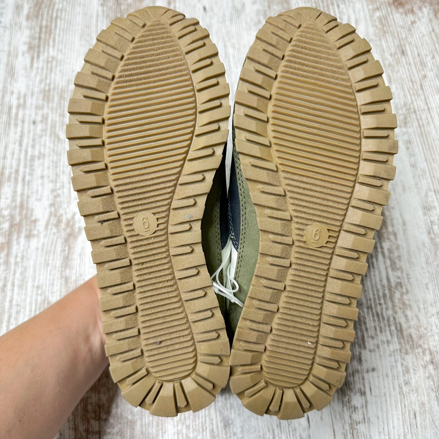 Universal Thread New Blue Maria Sneakers Size 6