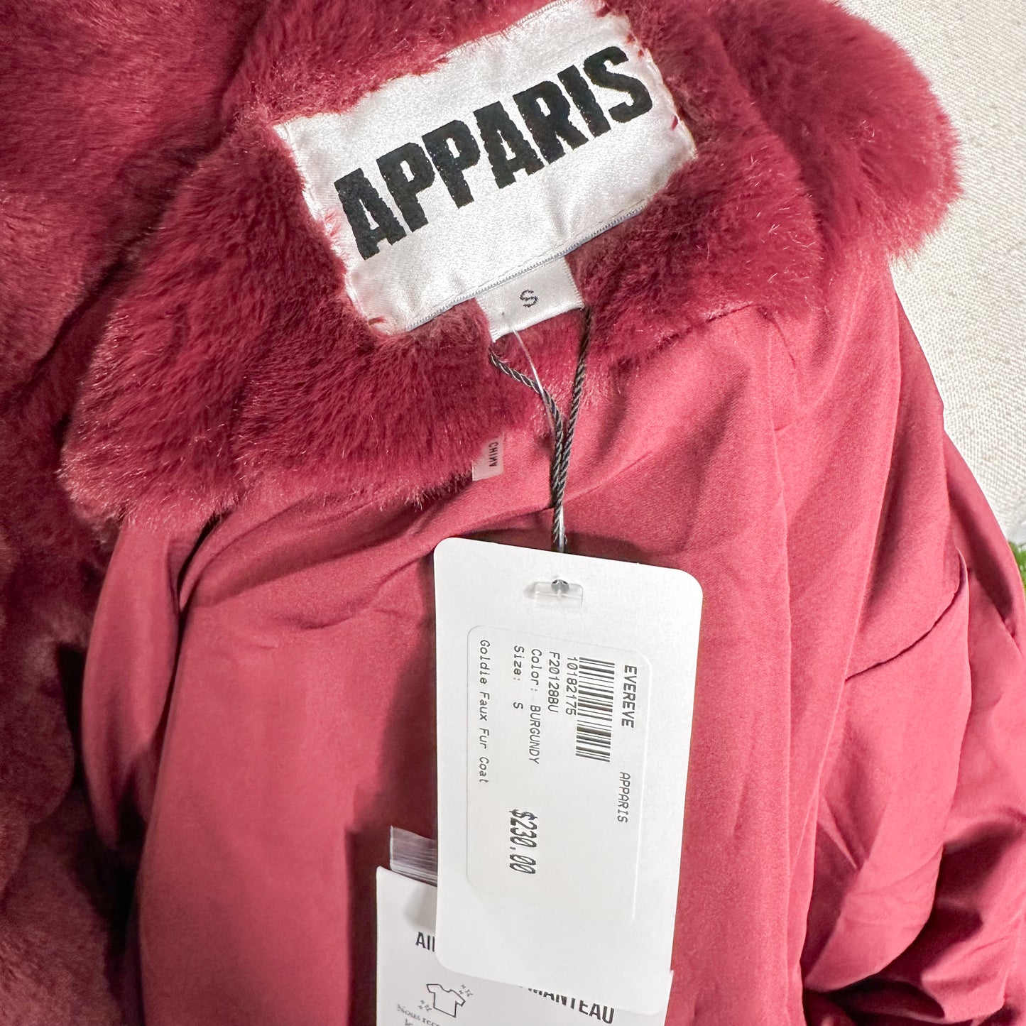 Evereve Apparis Goldie New Ruby Red Faux Fur Oversized Jacket Size Small