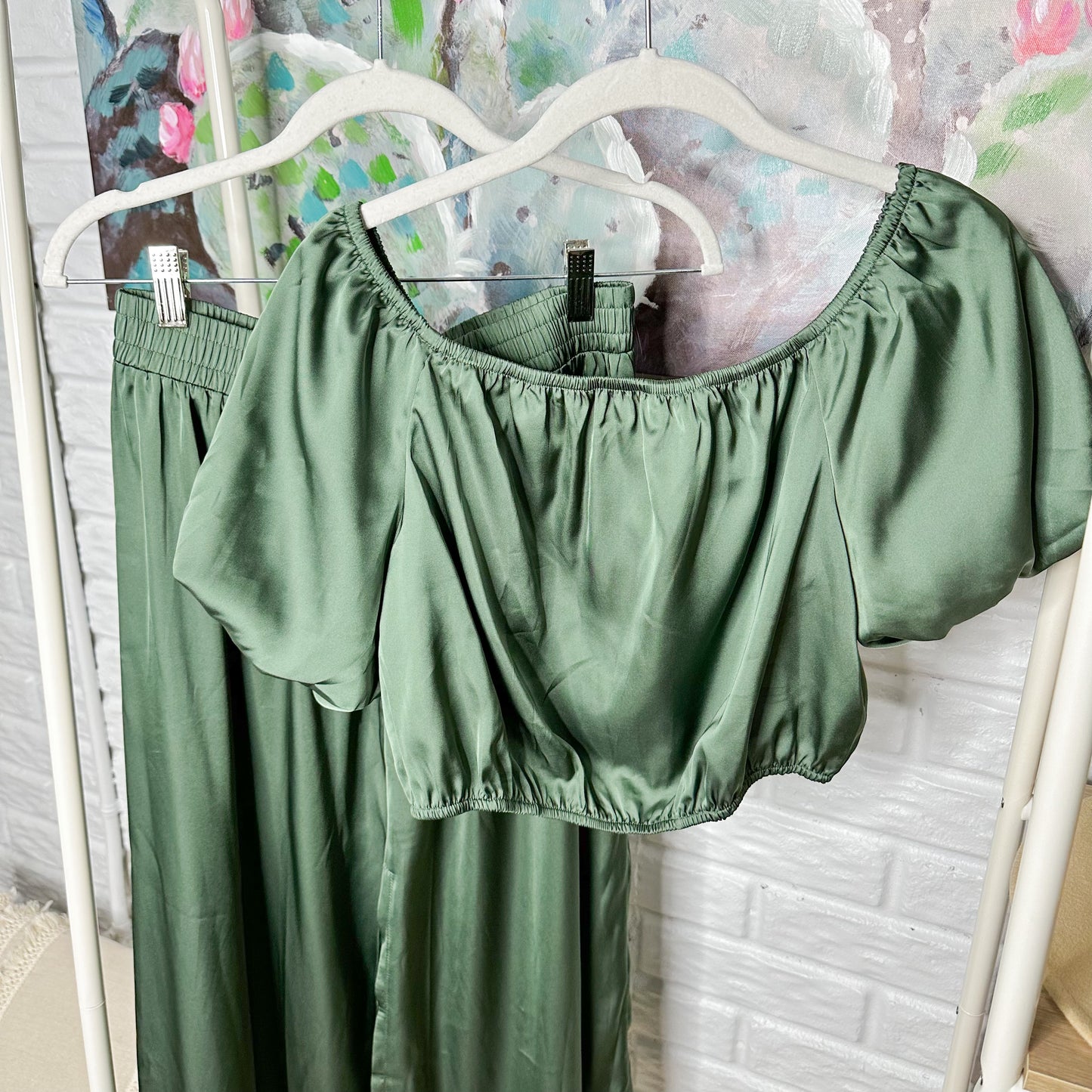 MASCOMODA New Green Two Piece Satin Set Size Medium