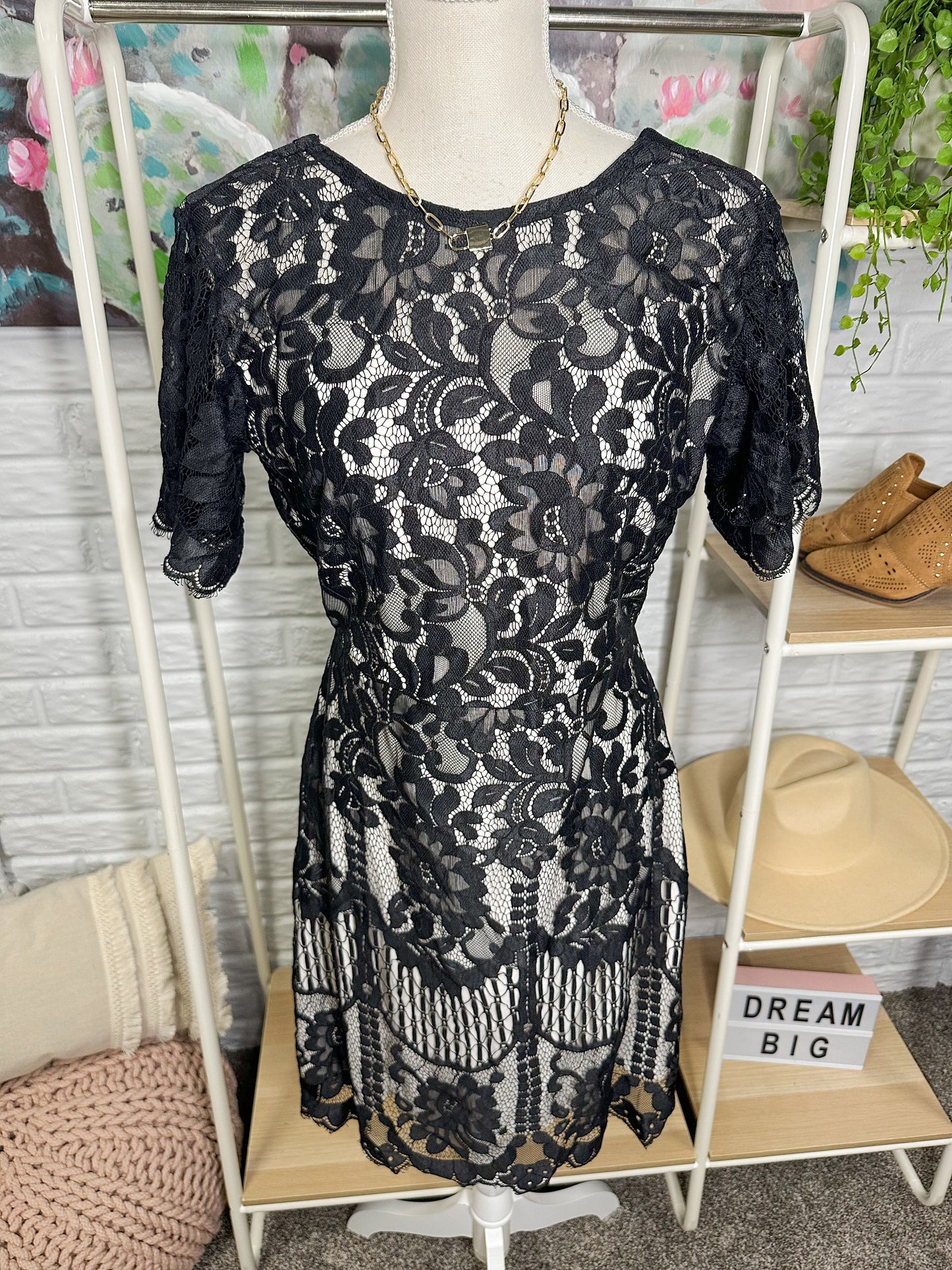 MSLG Black Lace Party Dress