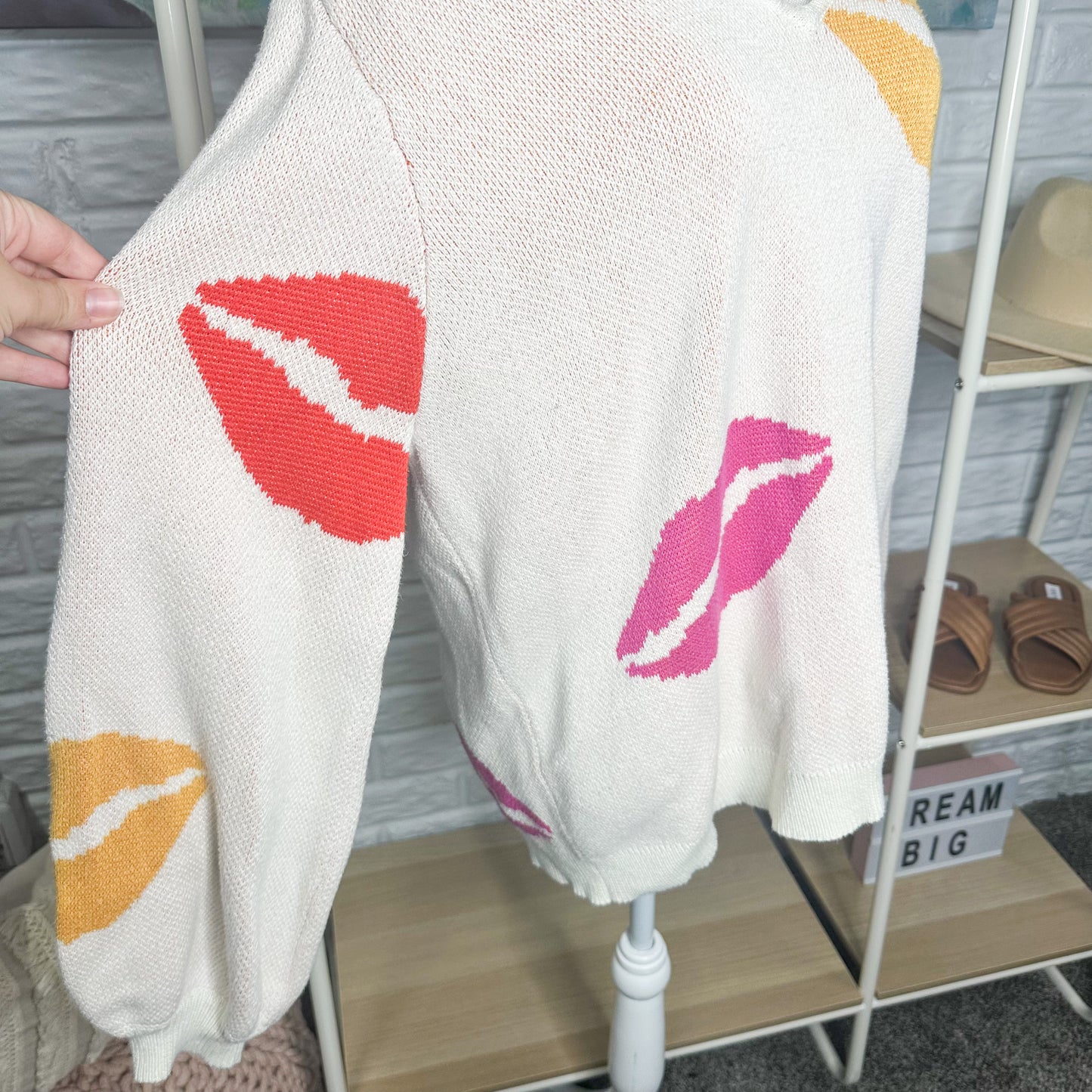 Andree By Unit Lips Graphic Sweater Size 1X