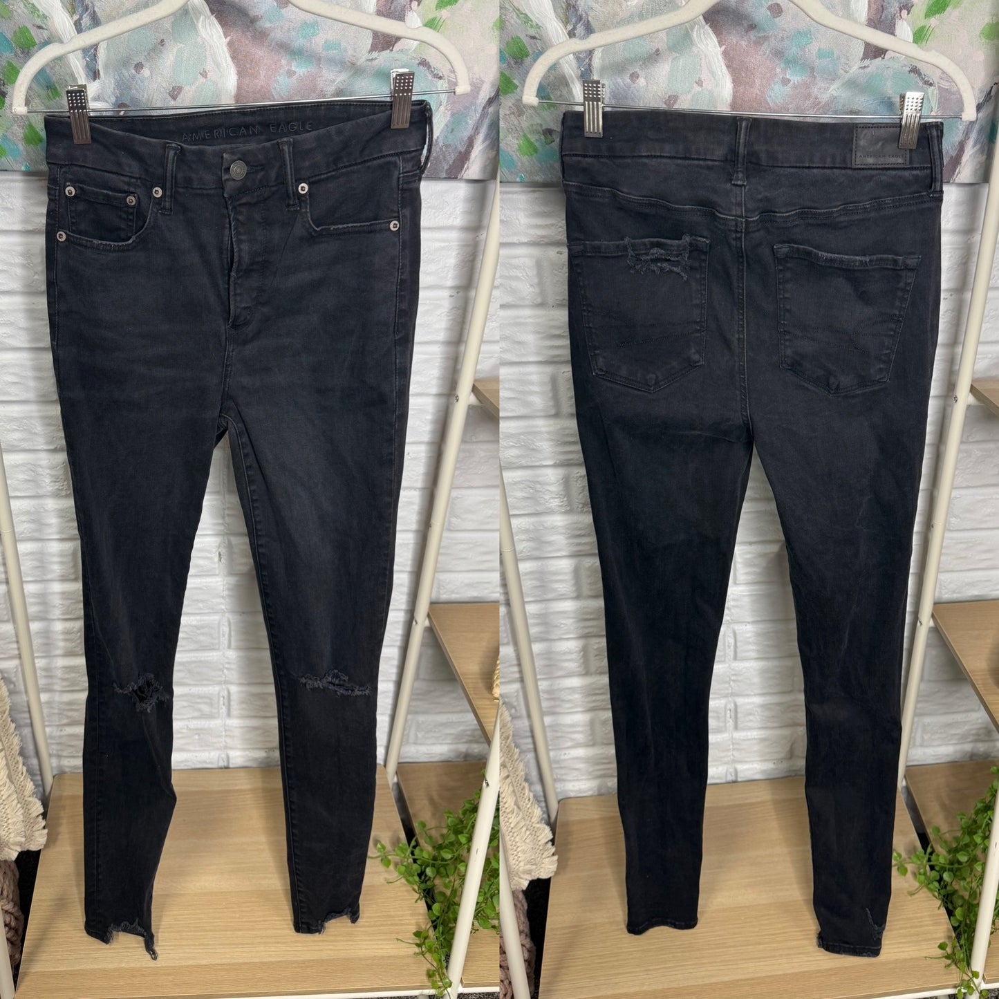 American Eagle Black Super High Rise Jegging (8 X-long)