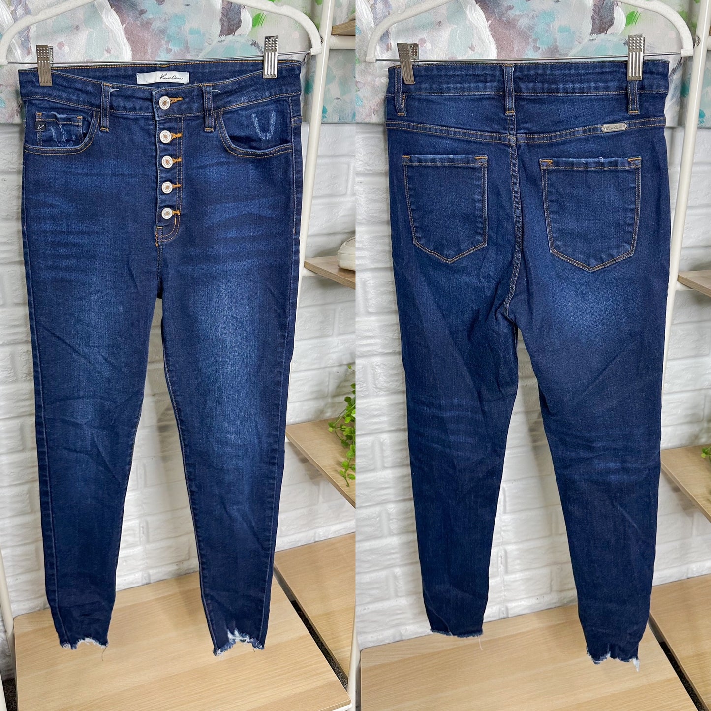 KanCan 5 Button High Rise Skinny Jean (9/28)