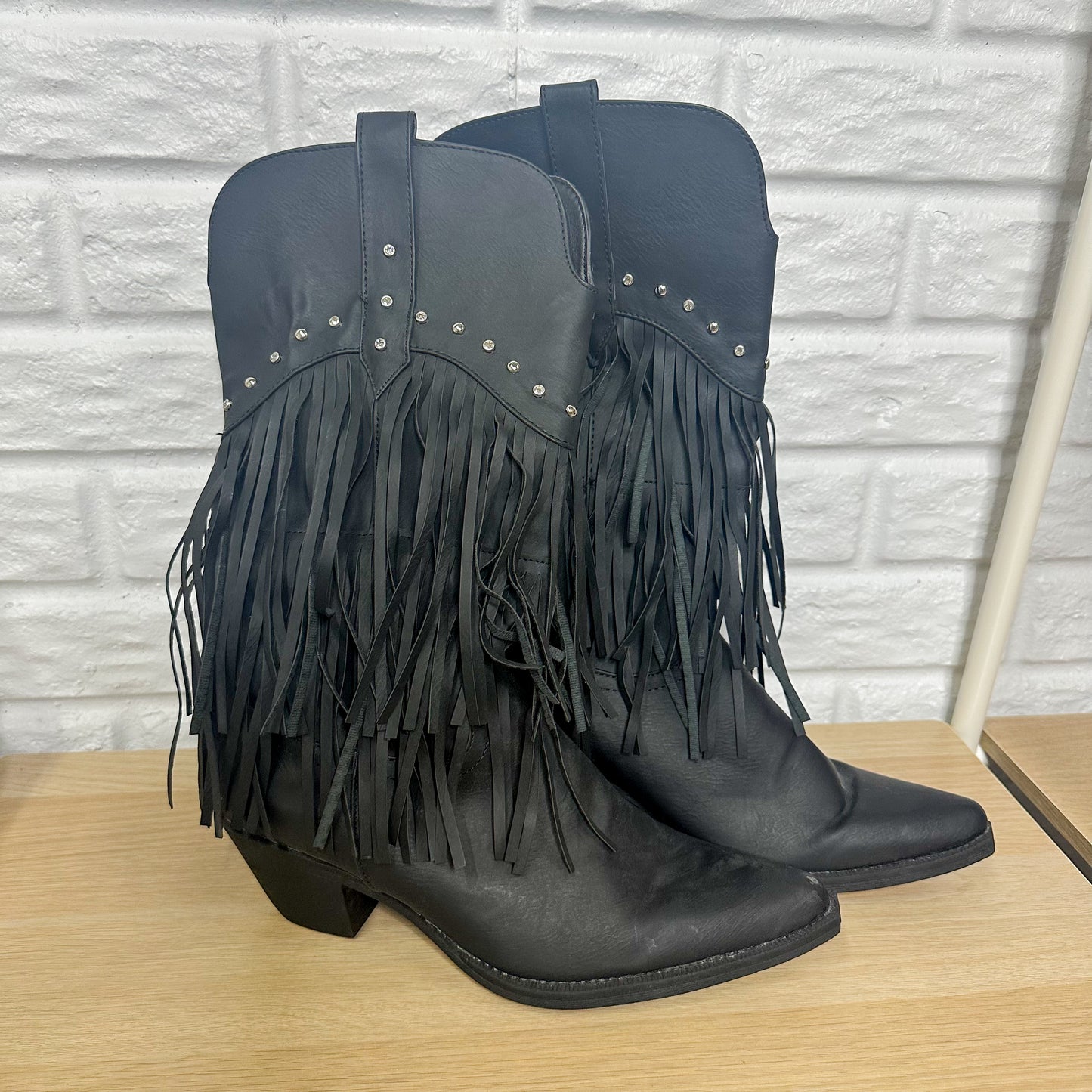 Roper Oakley Black Studded Fringe Boot (9.5)