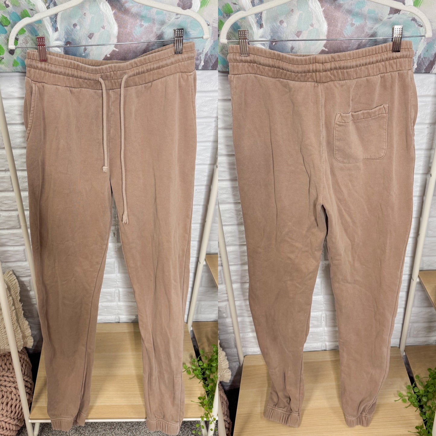 American Tall FLEECE SLIM-FIT HIGH-WAISTED WOMEN'S GARMENT DYE SWEATPANTS IN LATTE (L/T)