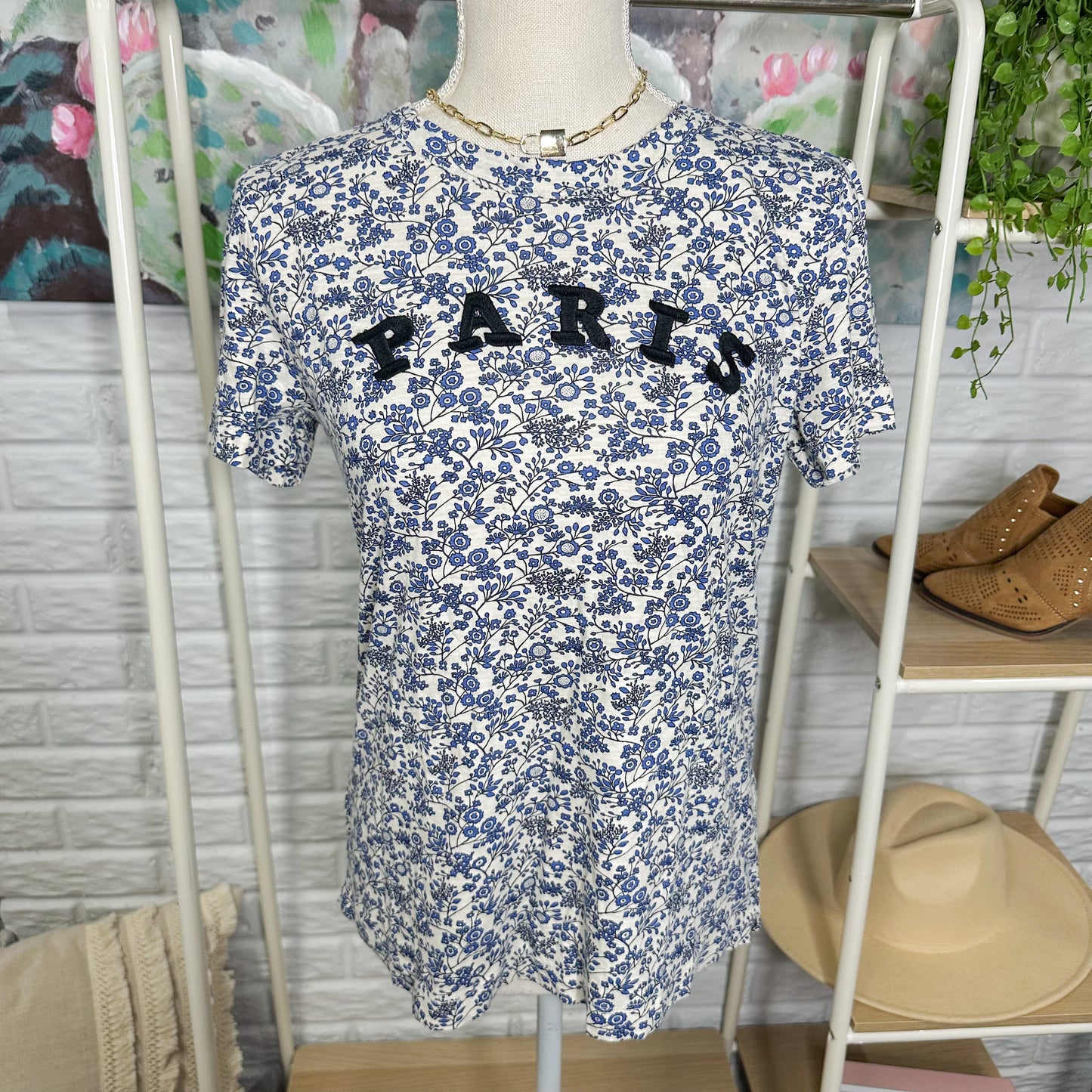 LOFT New Paris Everyday Crew Tee Size Small