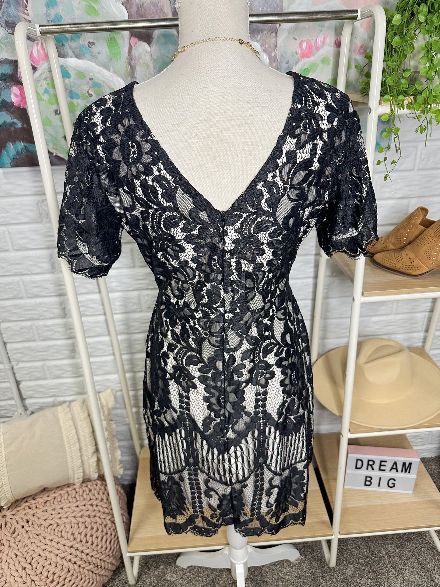 MSLG Black Lace Party Dress