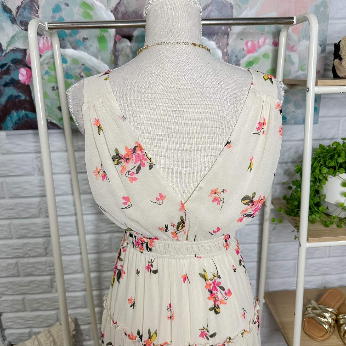 Maurice’s Cream Floral Tiered Midi Dress (XS)