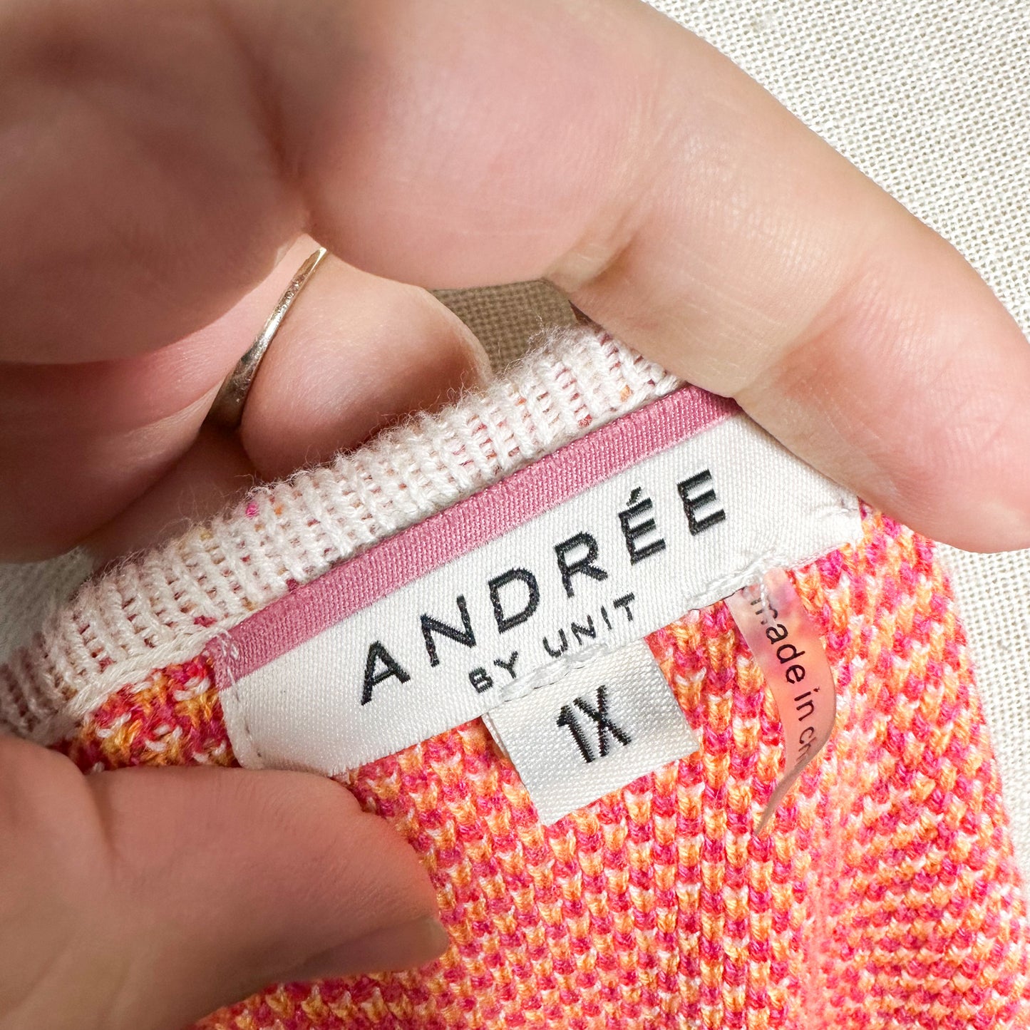 Andree By Unit Lips Graphic Sweater Size 1X