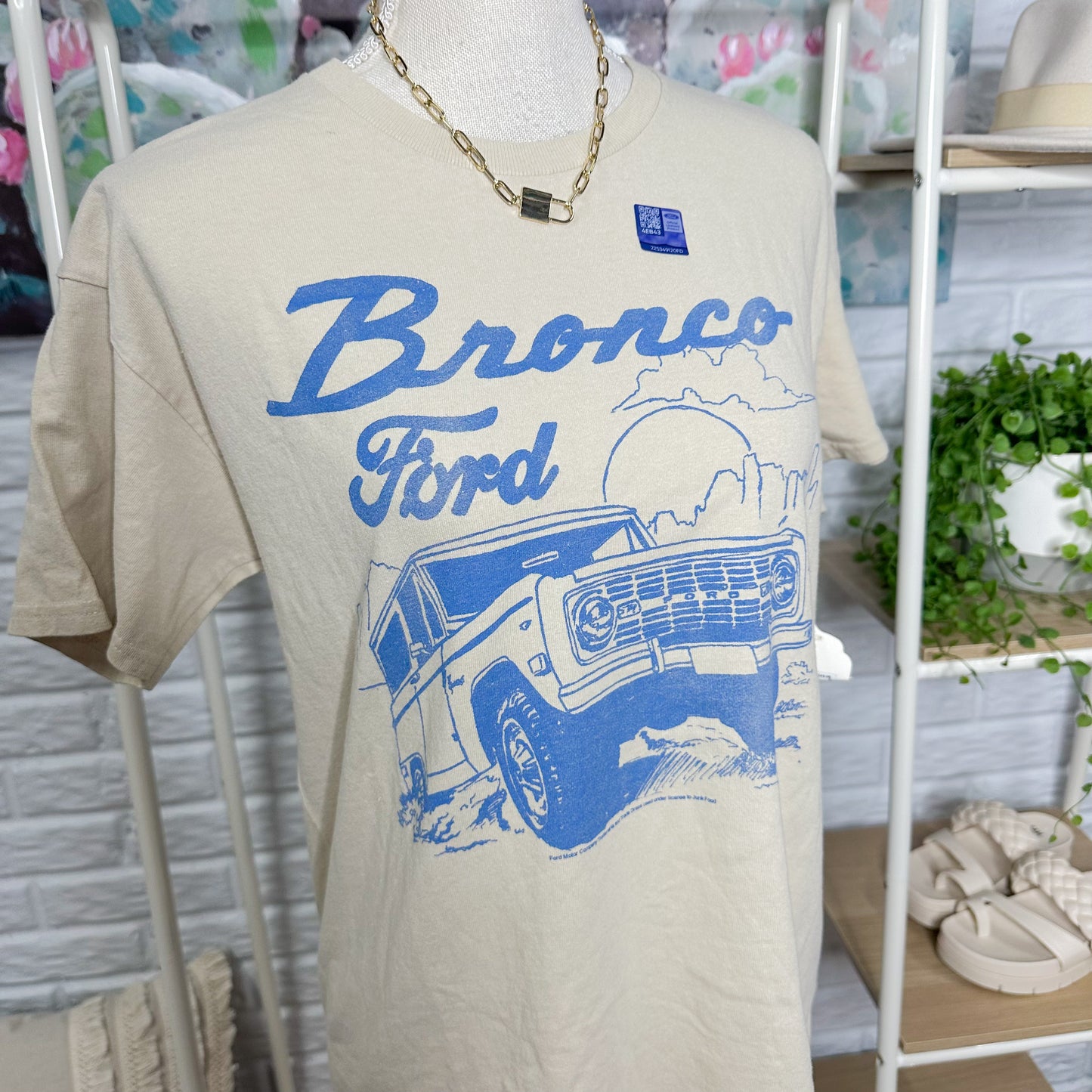 Junk Food New Ford Bronco Graphic Tee Size Small