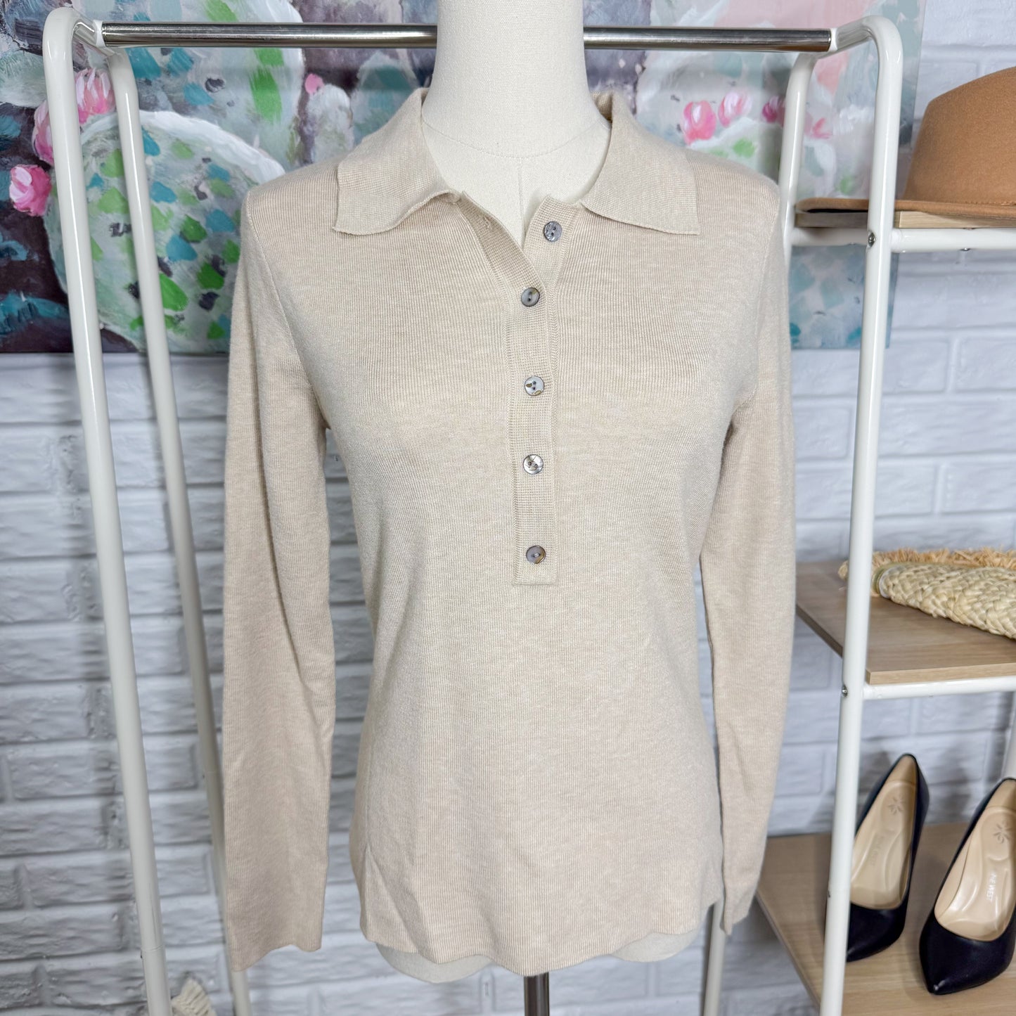Superprity New Cream Collared Long Sleeve Top (M)