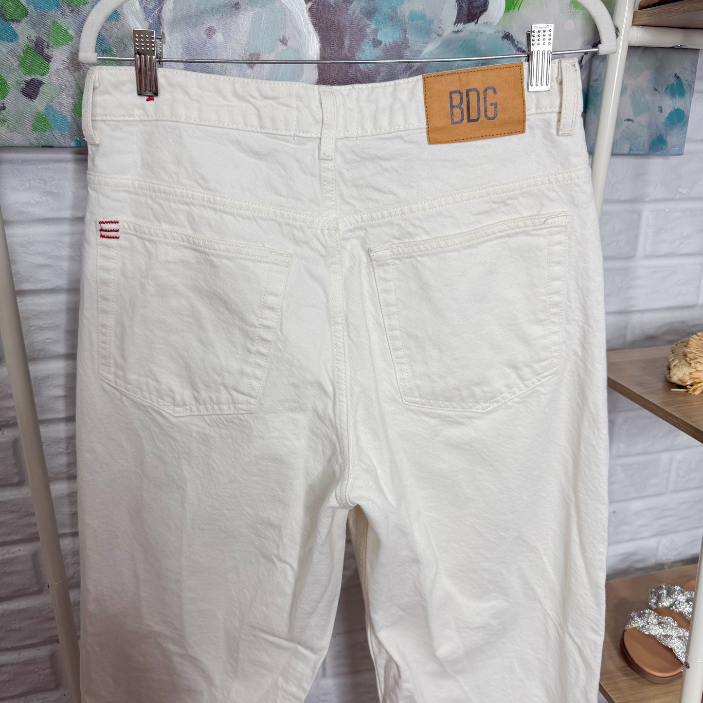 Urban Outfitters BDG White High Rise Relaxed Jeans (29)