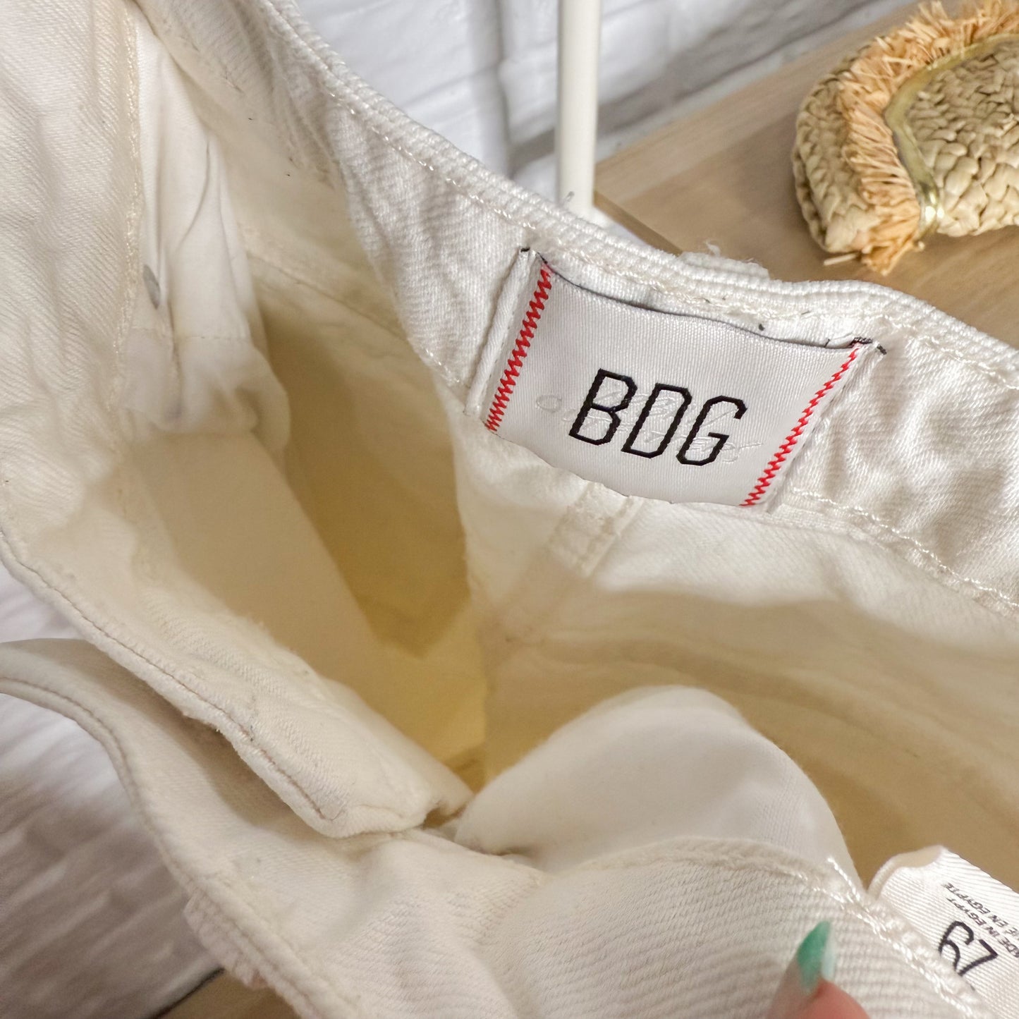Urban Outfitters BDG White High Rise Relaxed Jeans (29)