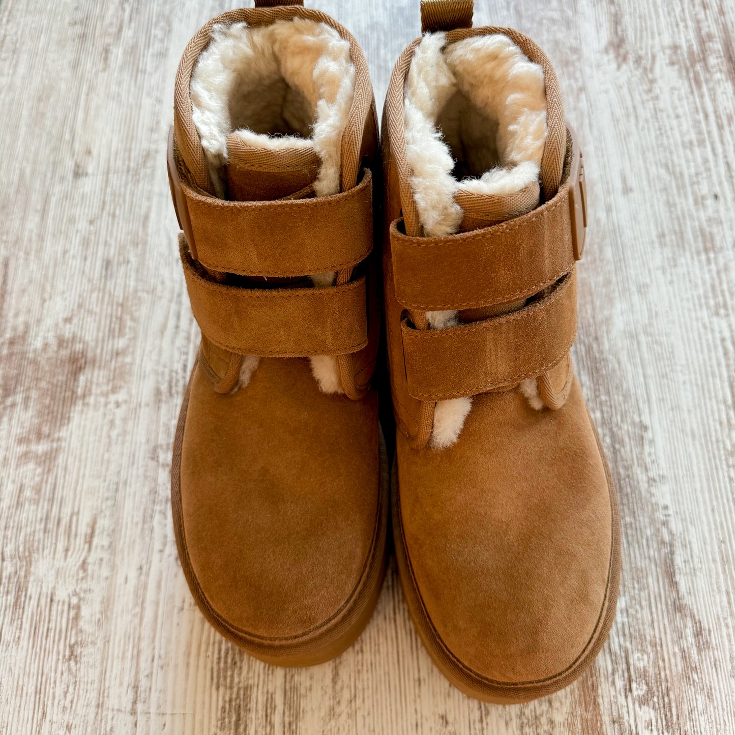 Ugg Women’s Neumal Platform Chestnut Boot (6)