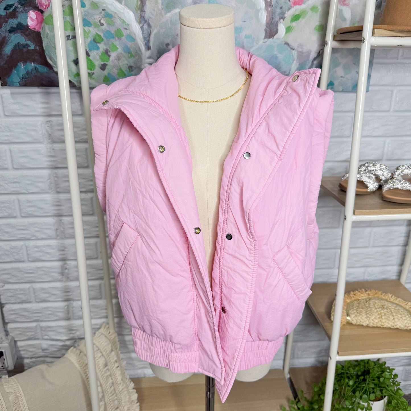 Lviefent Pink Puffer Vest (L)