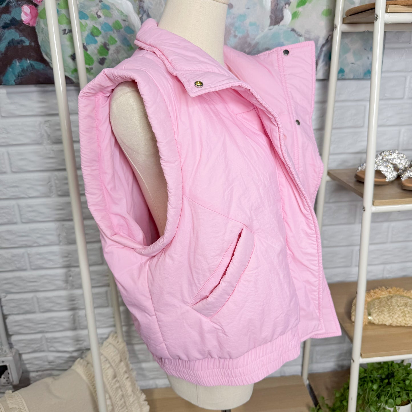 Lviefent Pink Puffer Vest (L)