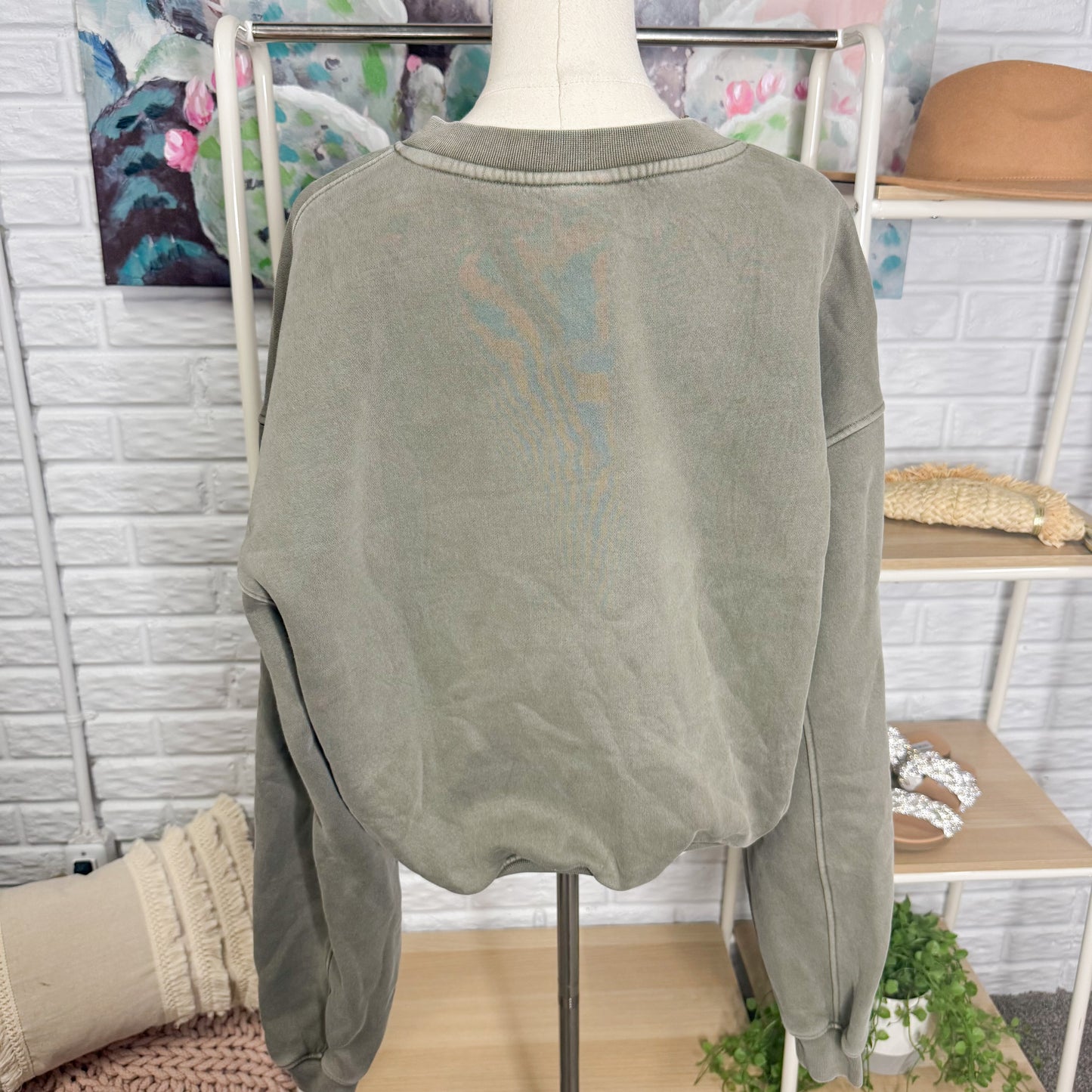 Hatant Green Acid Wash Cropped Sweater (XL)