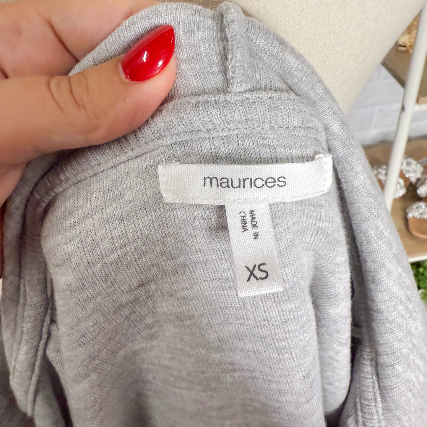 Maurice’s Grey Ribbed Knit Hoodie (XS)