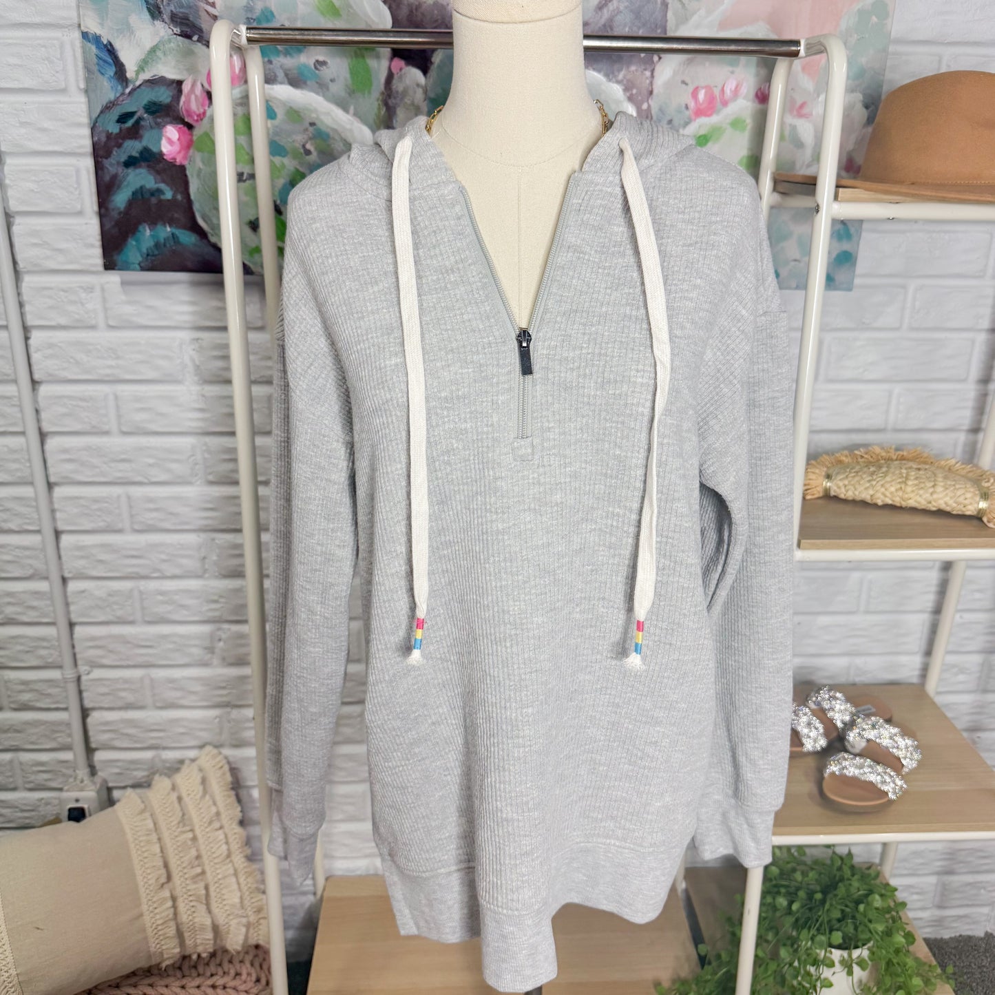 Maurice’s Grey Ribbed Knit Hoodie (XS)