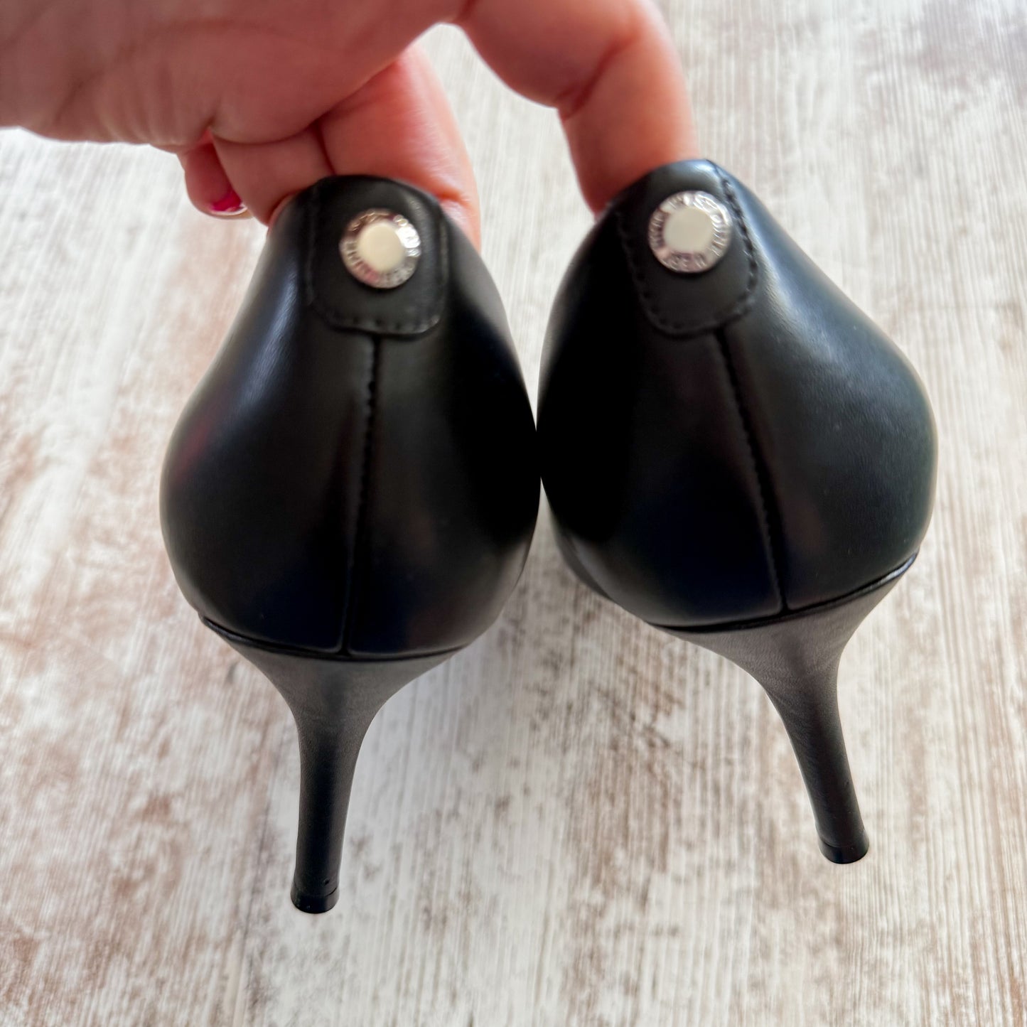 Nine West Fifth9X9 Black Leather Pump (8)