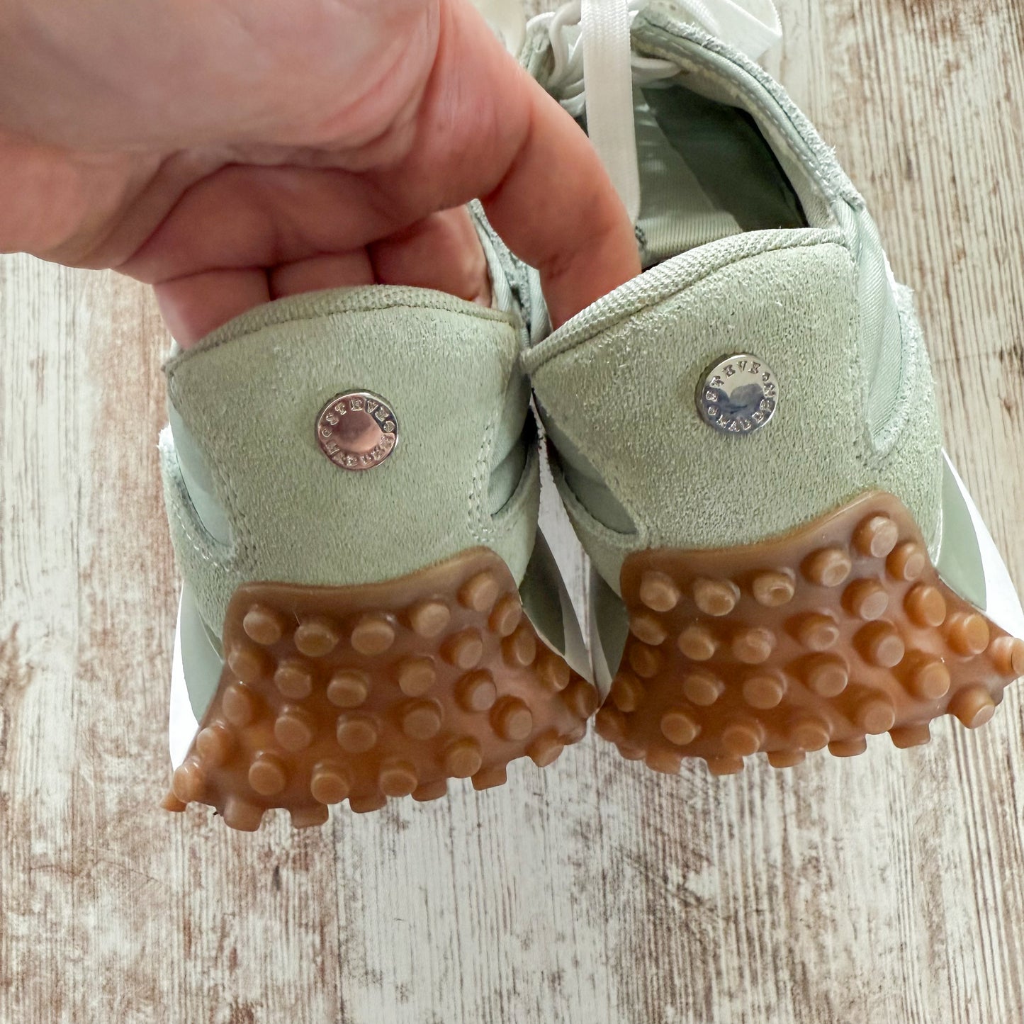 Steve Madden Campo Sage Green Lace-Up Colorblock Fashion Sneakers (9)