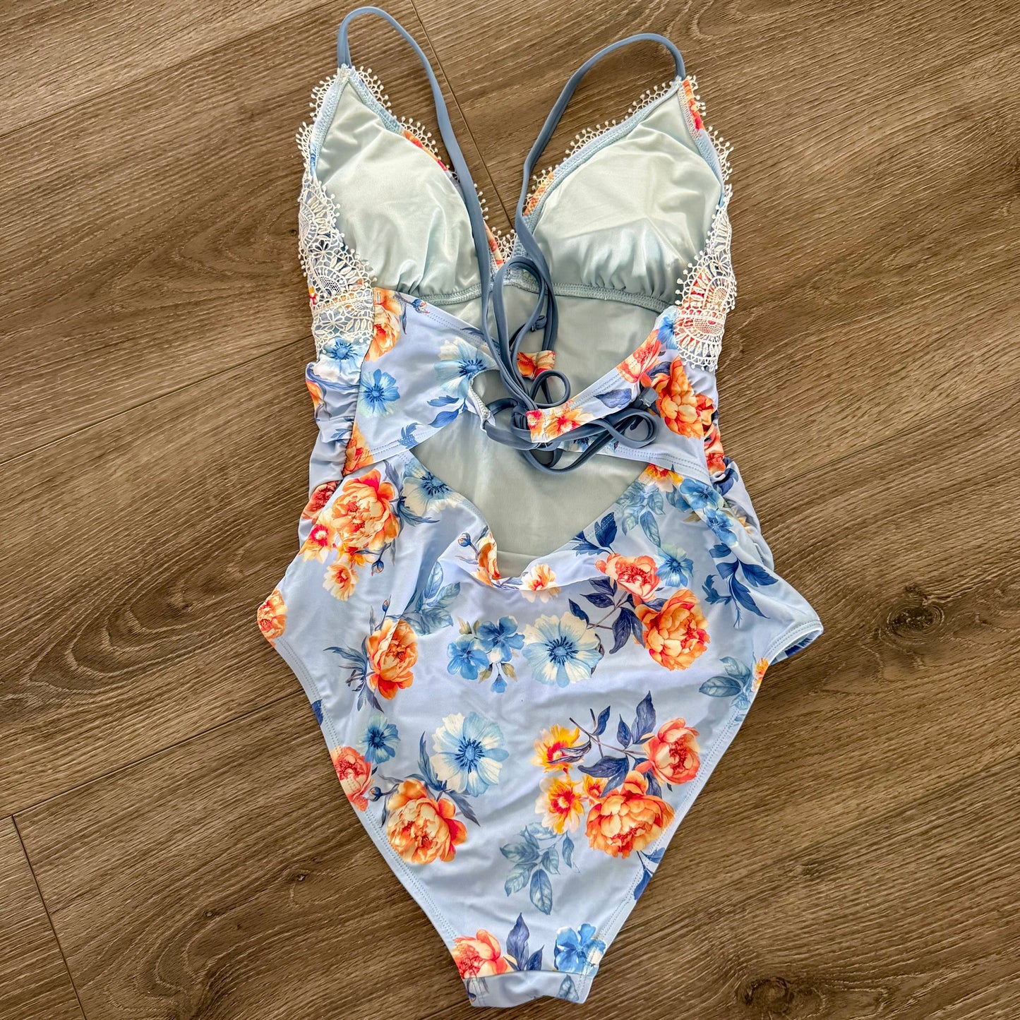 Cupshe Blue Floral Lace-Up Back One-Piece (M)