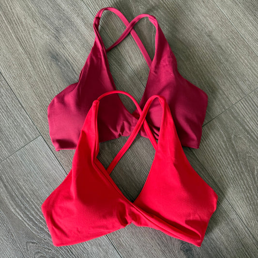 Aoxjox Two New Low Impact Yoga Twist Sports Bras (M)