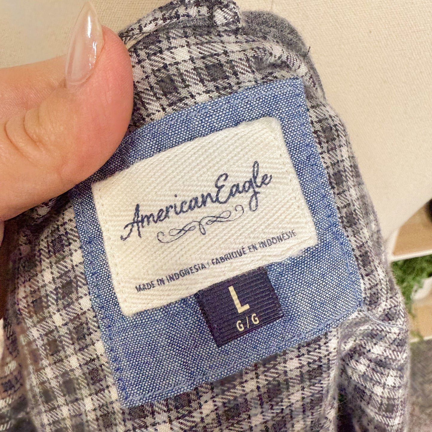 American Eagle Grey Plaid Hooded Button Down (L)