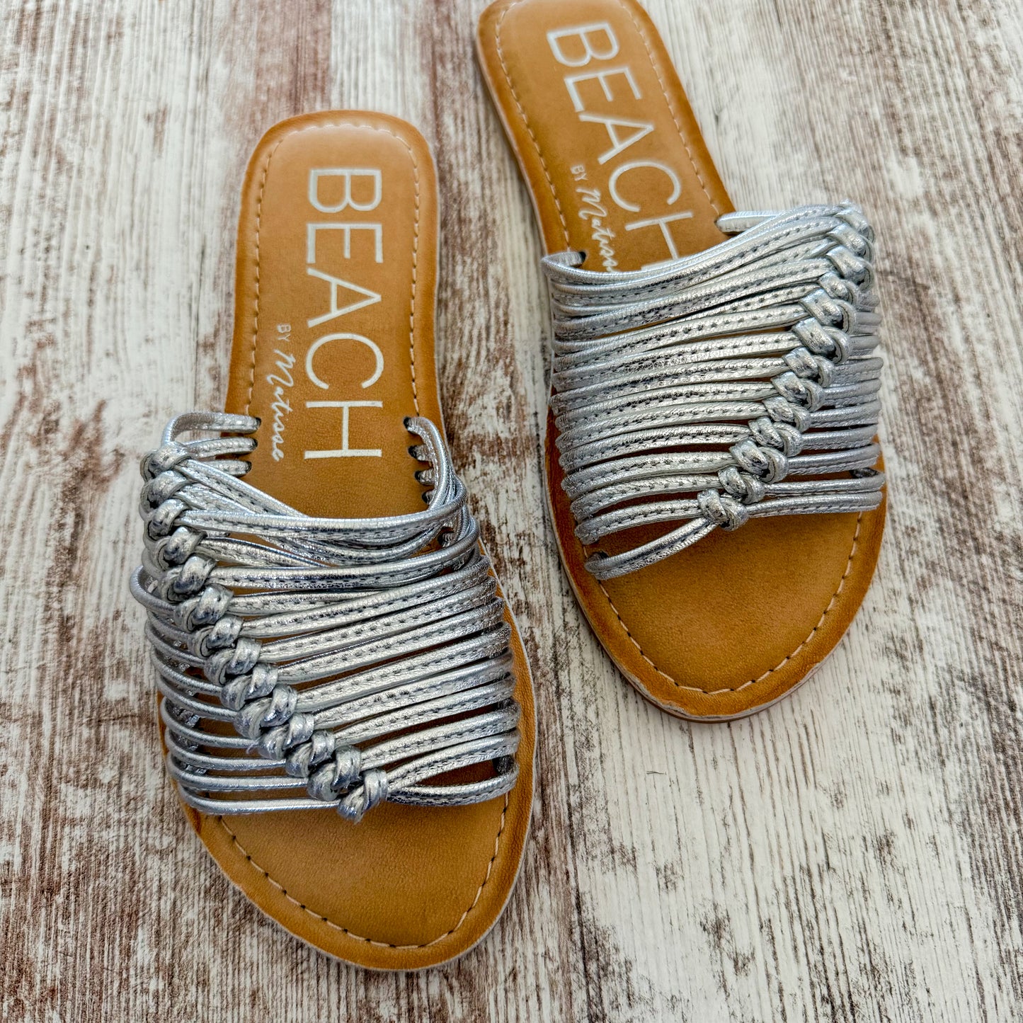 Beach by Matisse New Metallic Silver Slide Sandals (6)